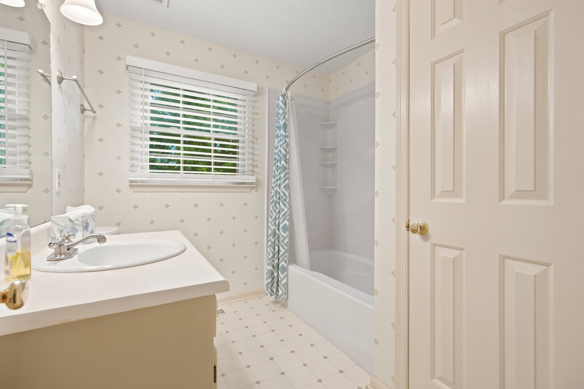 3BR/3BA in Madison | Bonus Room & Fenced Yard
