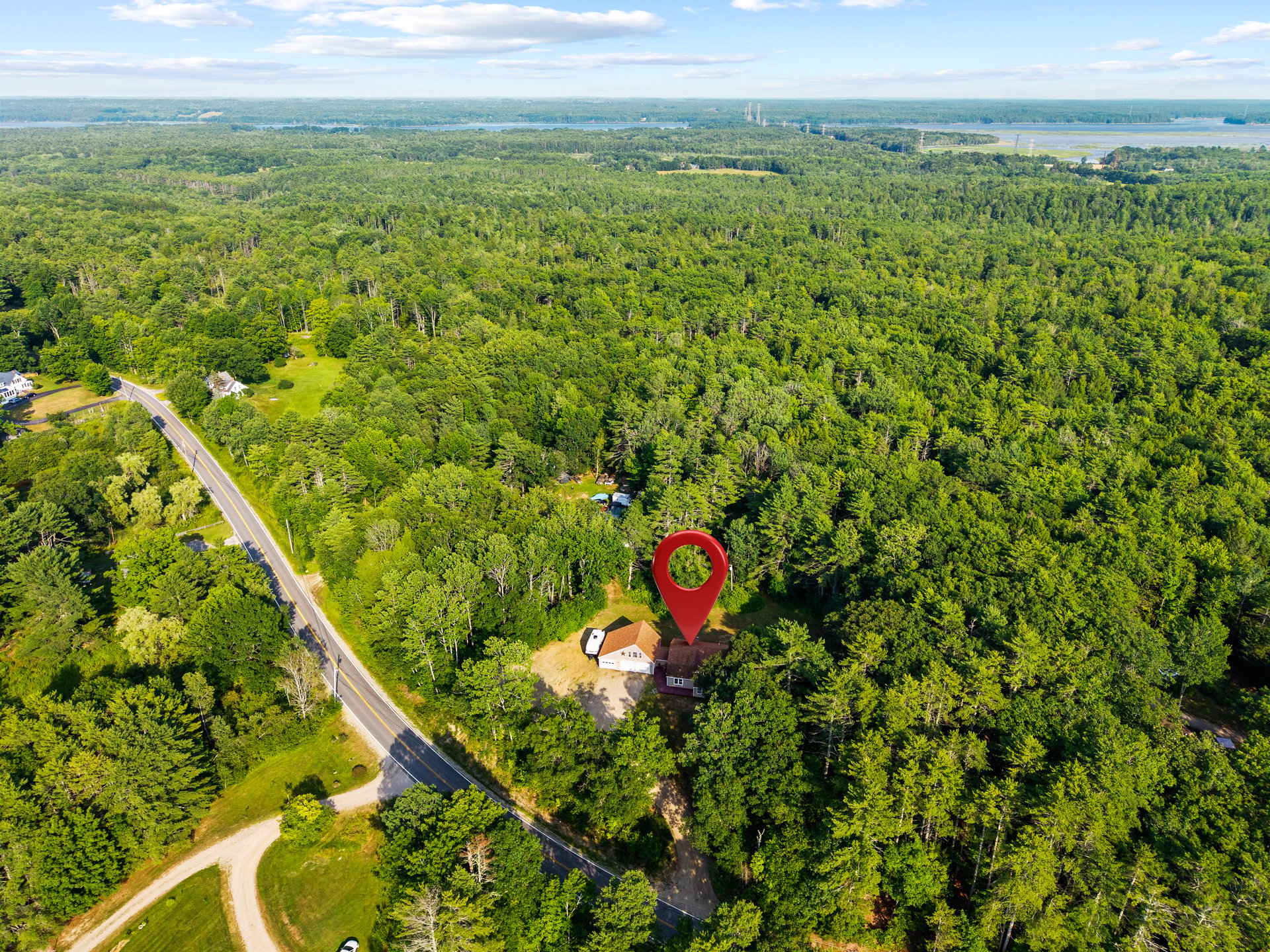 377 River Rd, Bowdoinham