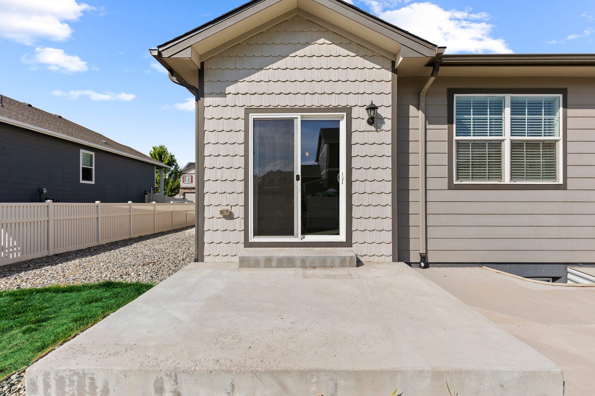 10189 Cedar Street