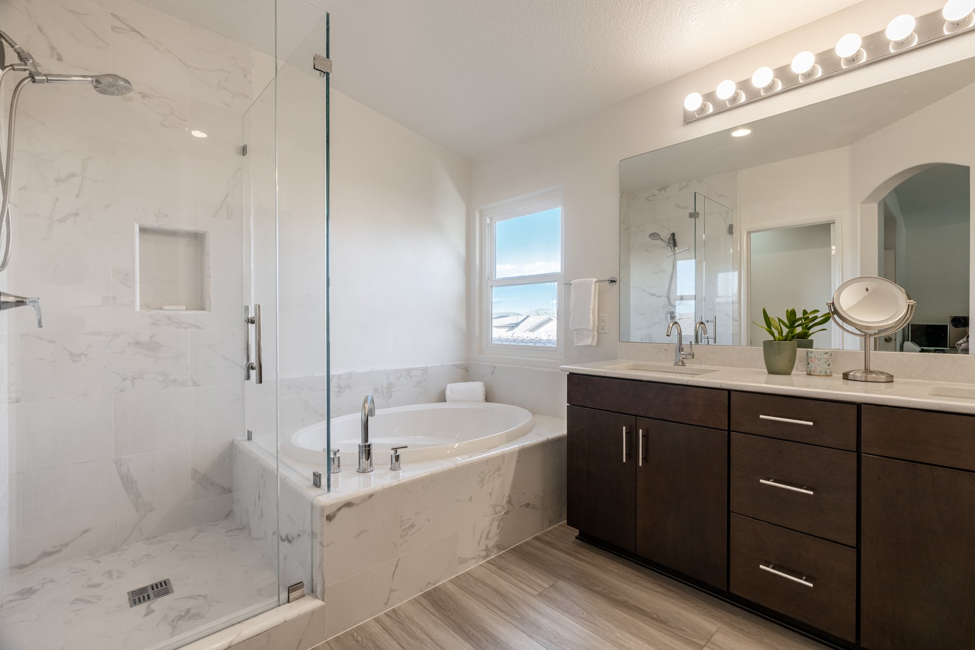 4406 Camino De La Rosa