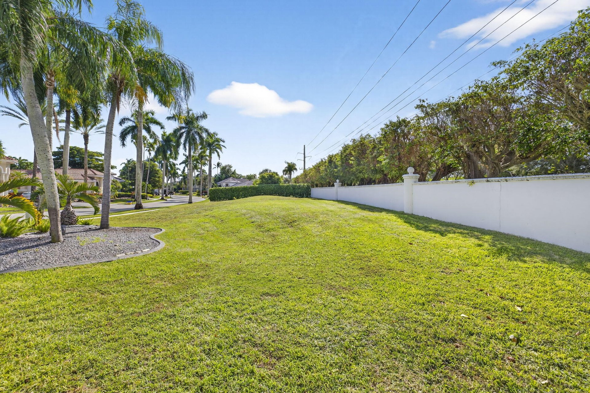 2673 NW 64th Boulevard