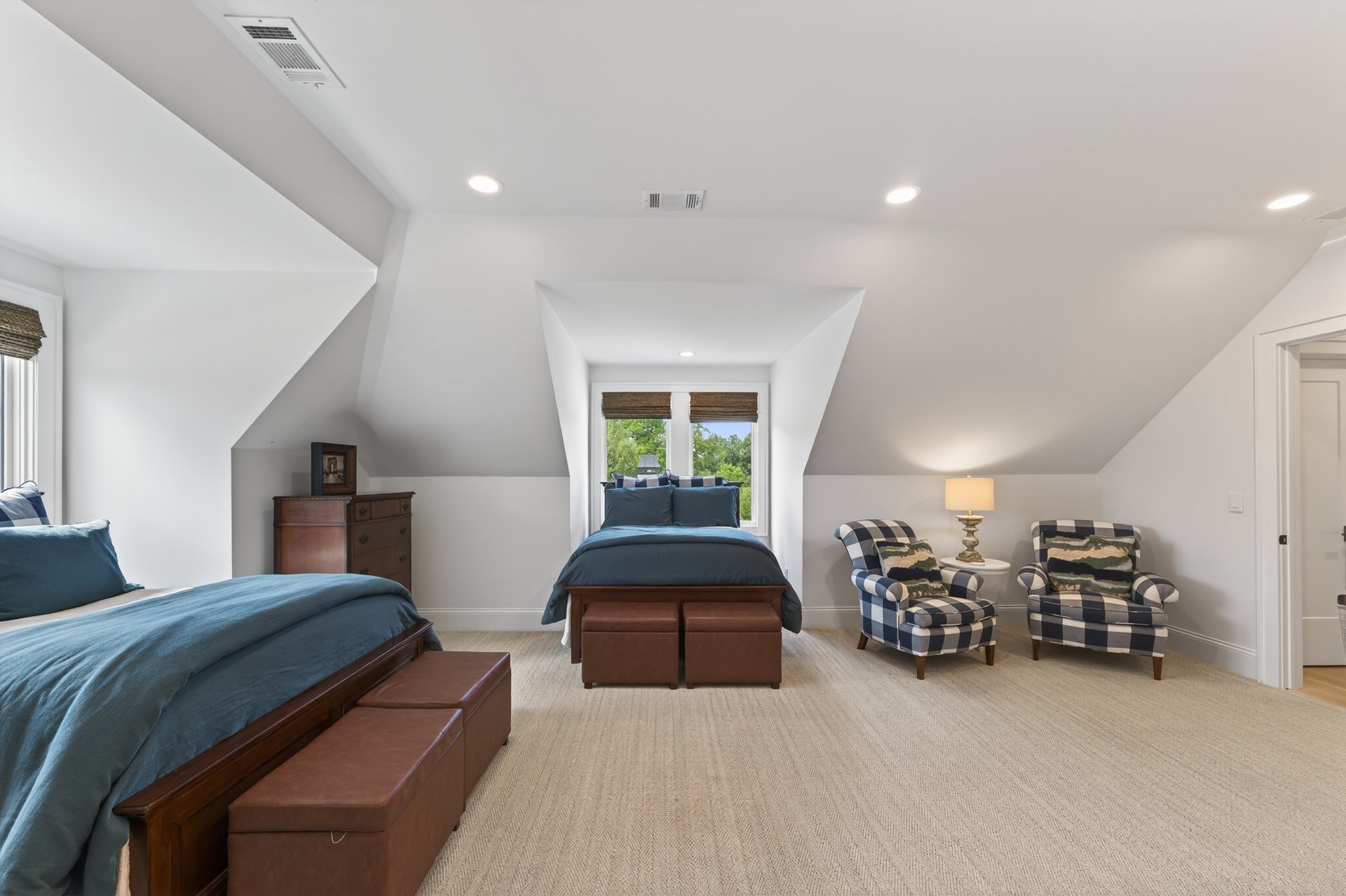 10170 Cedar Ridge Drive