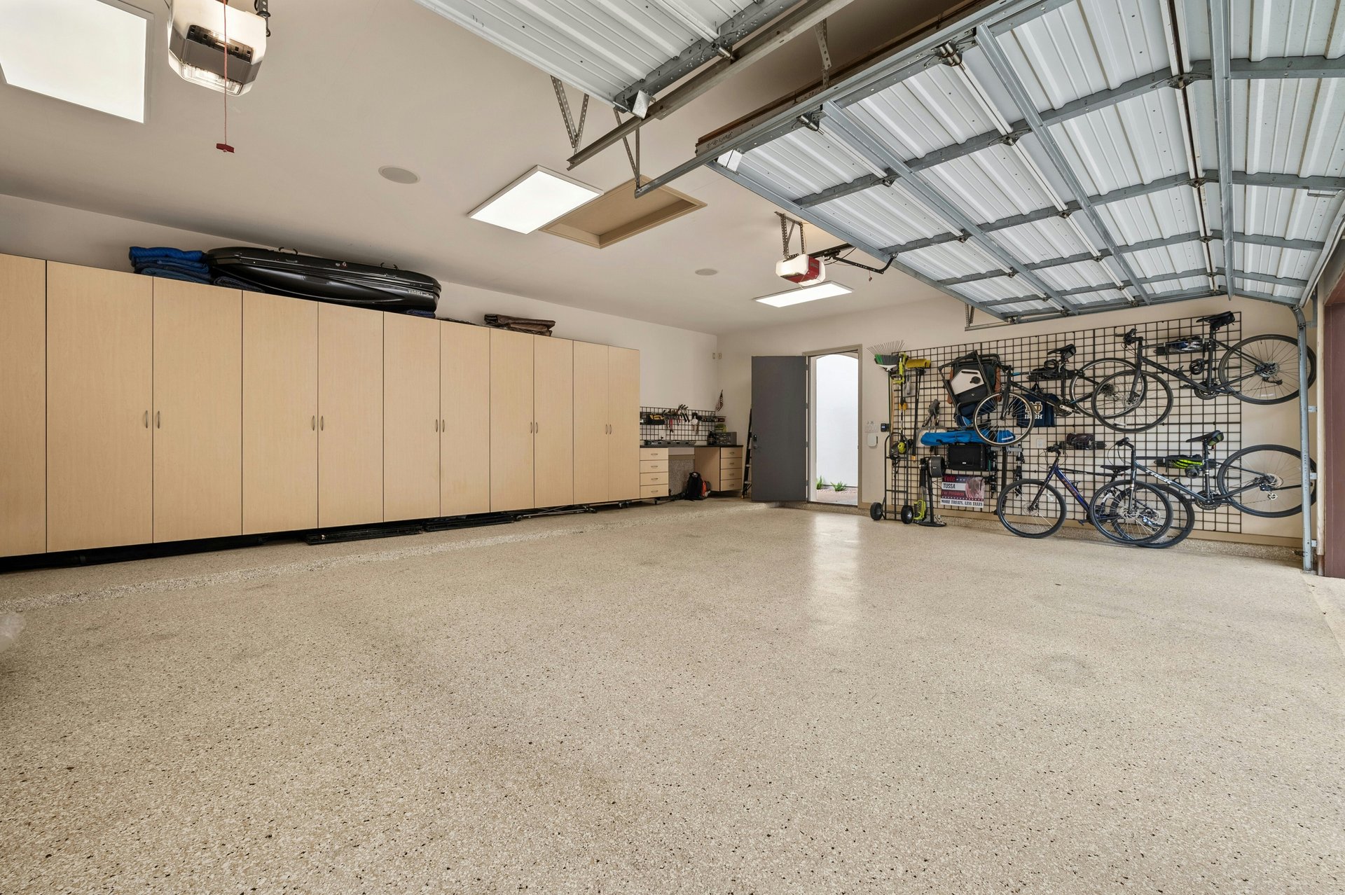 10213 Amwell Cove
