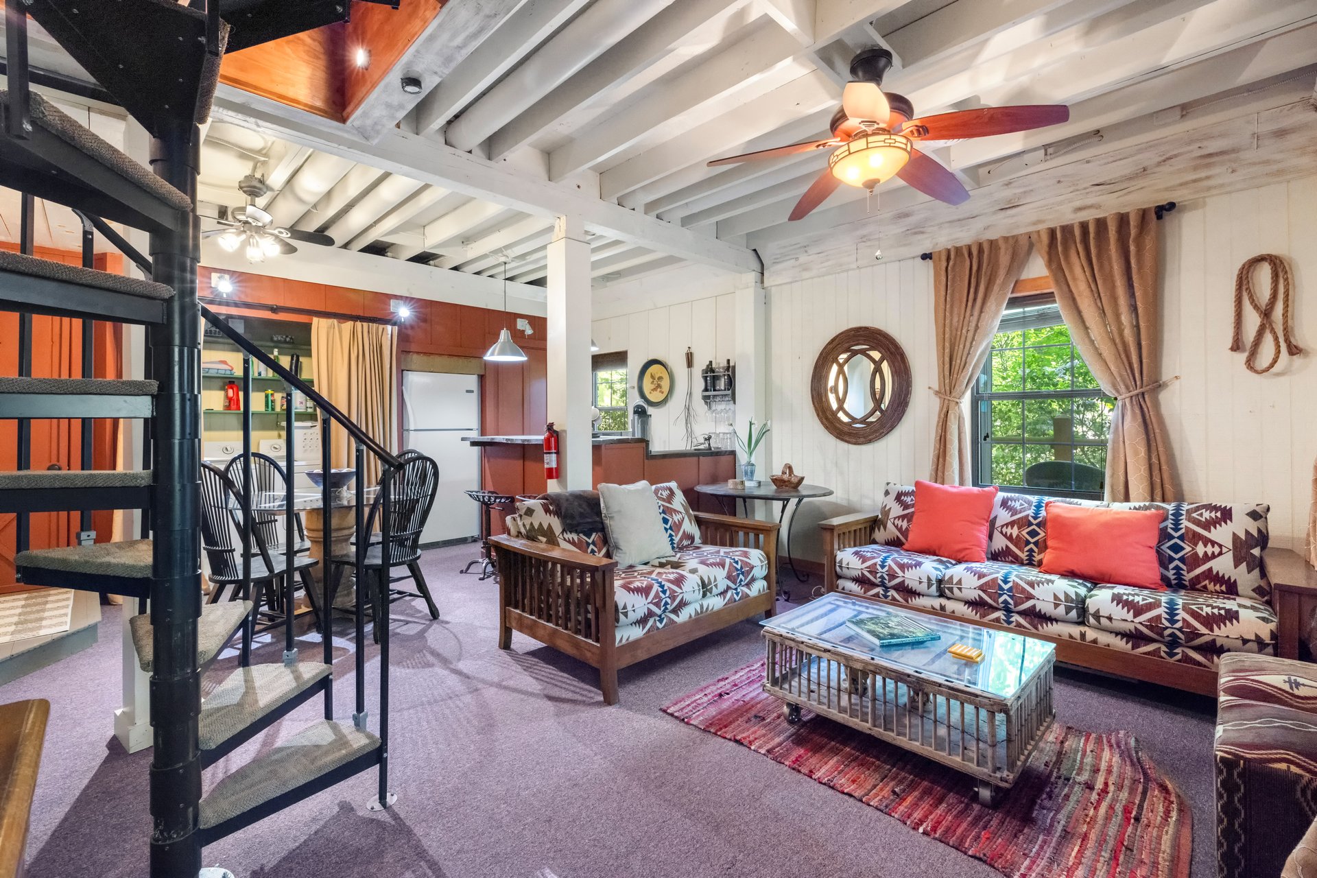 90 Holloway Circle, Blue Ridge, GA 30513