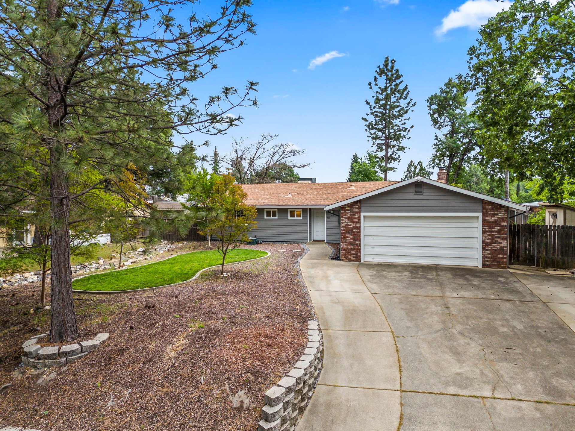 401 Sunlight Dr