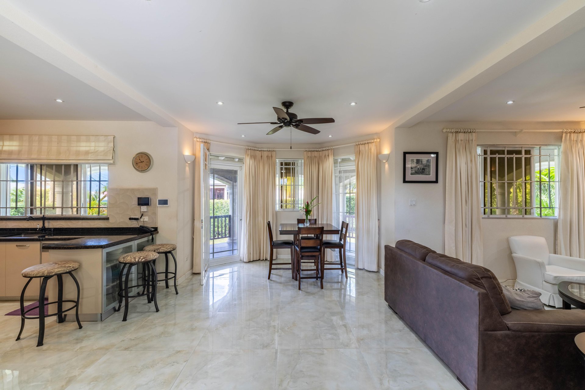 Halls Villa 