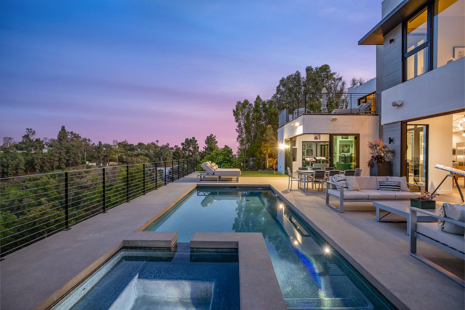 1172 Linda Flora Dr