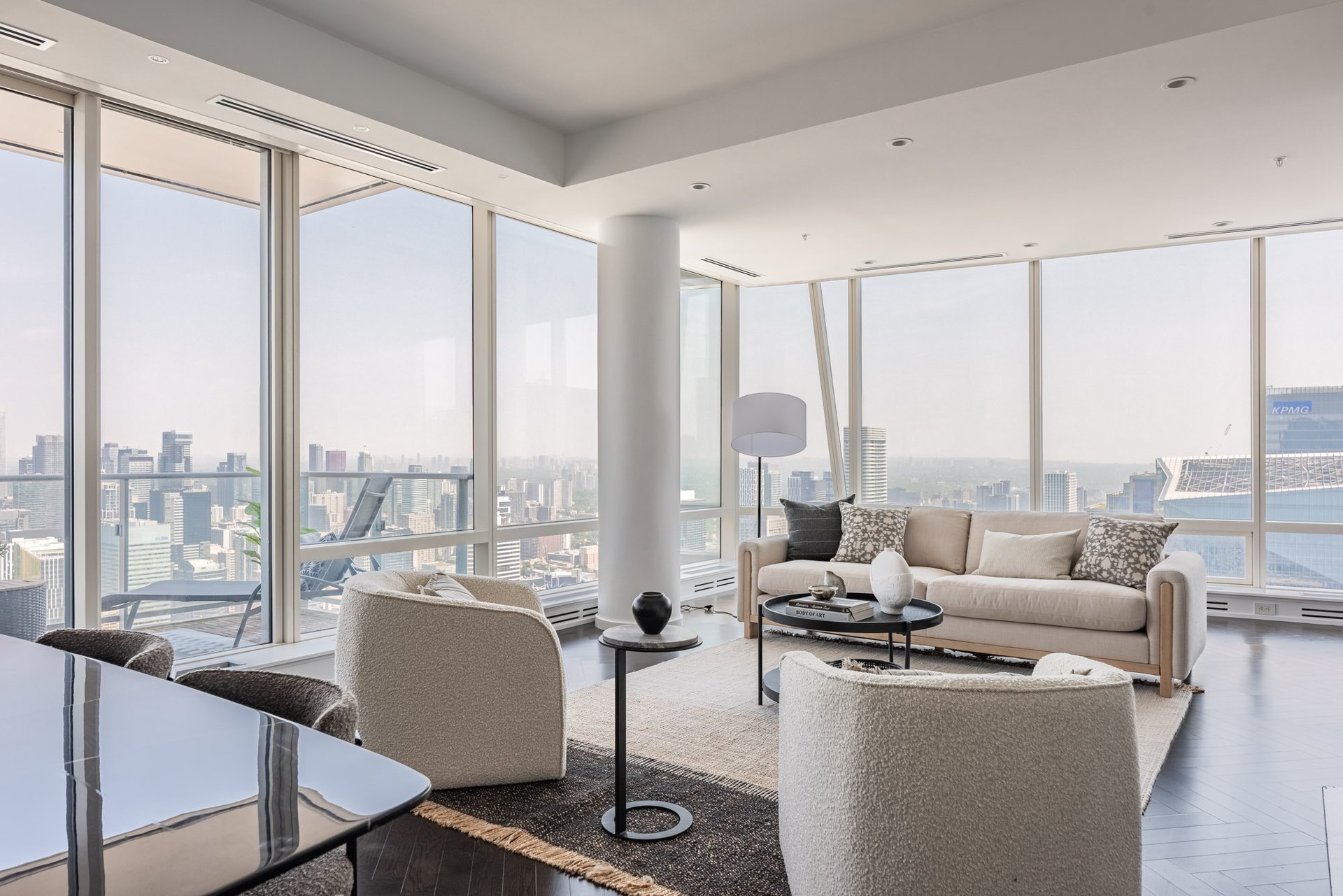 Suite 6104- 180 University Avenue