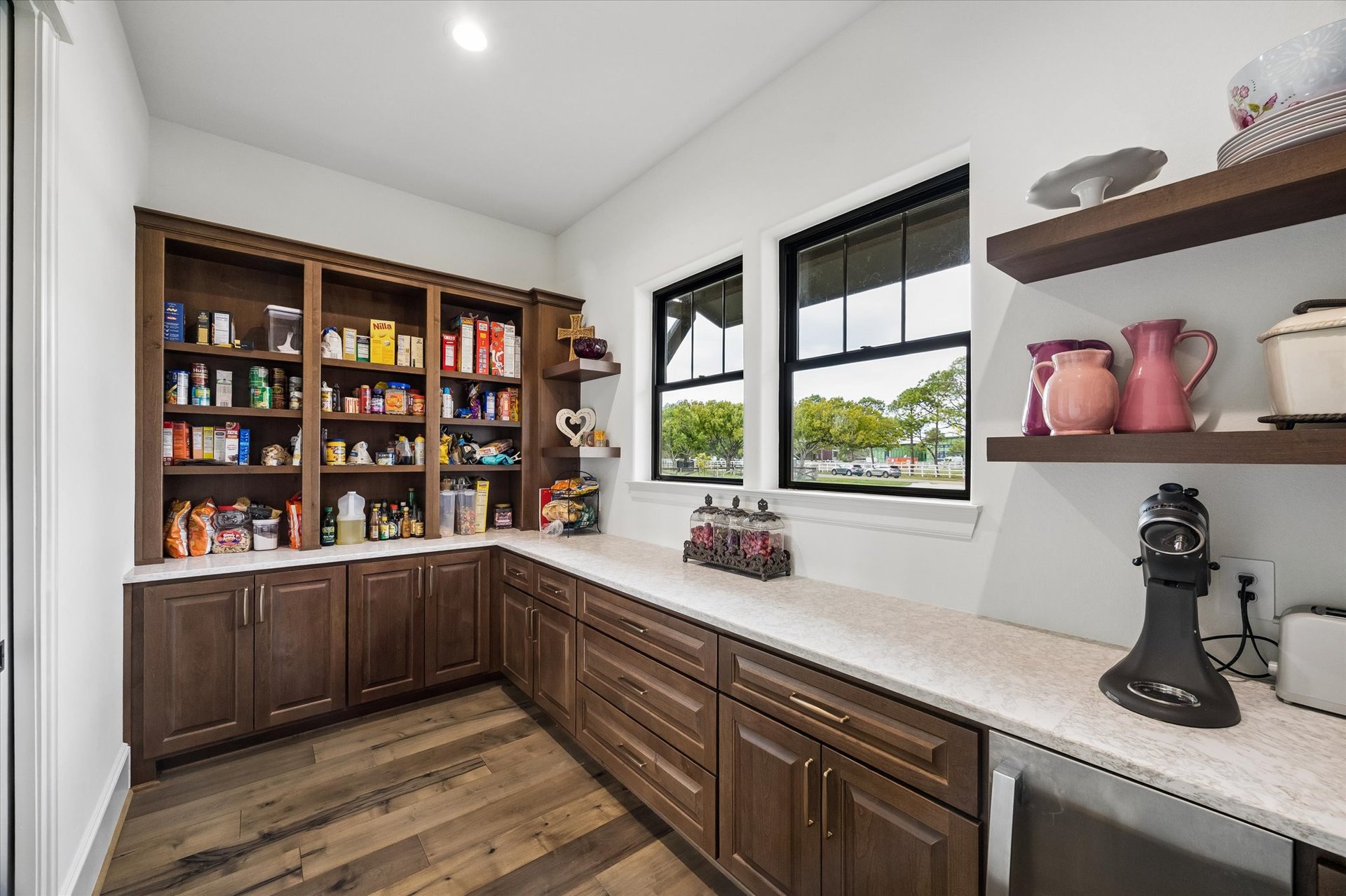 301 W. Viejo Dr