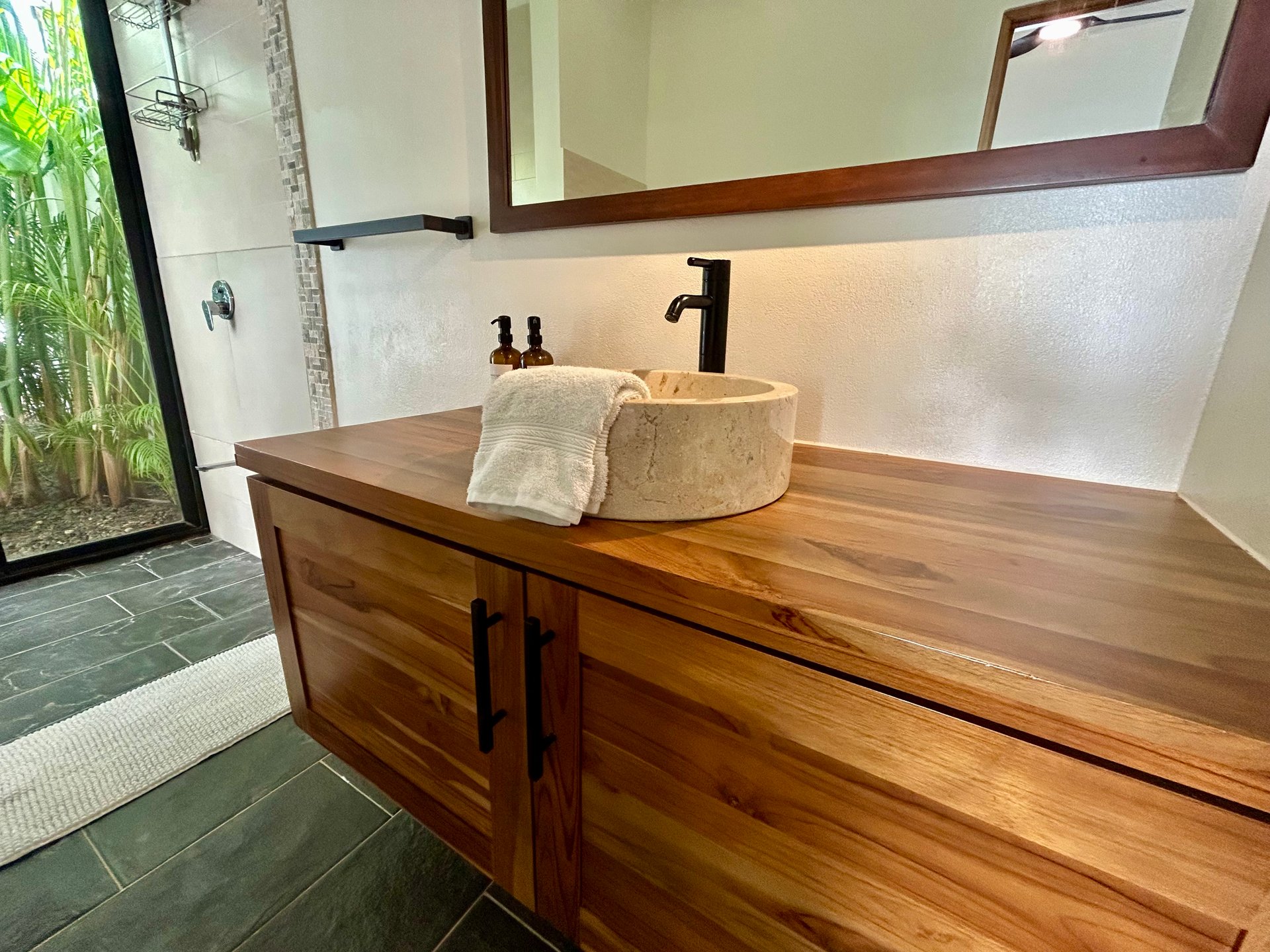 Walk-to-Everything Uvita Retreat | 3BR Home Minutes from the Beach