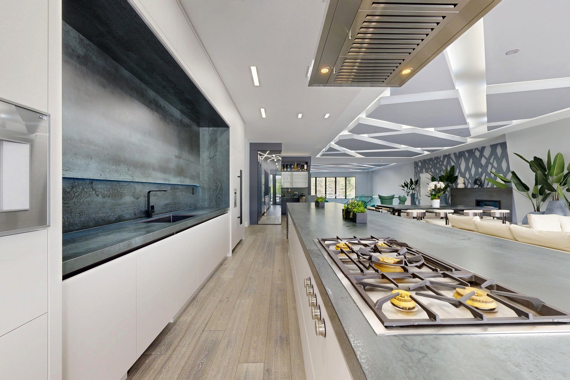 Breathtaking Elegance Throughout