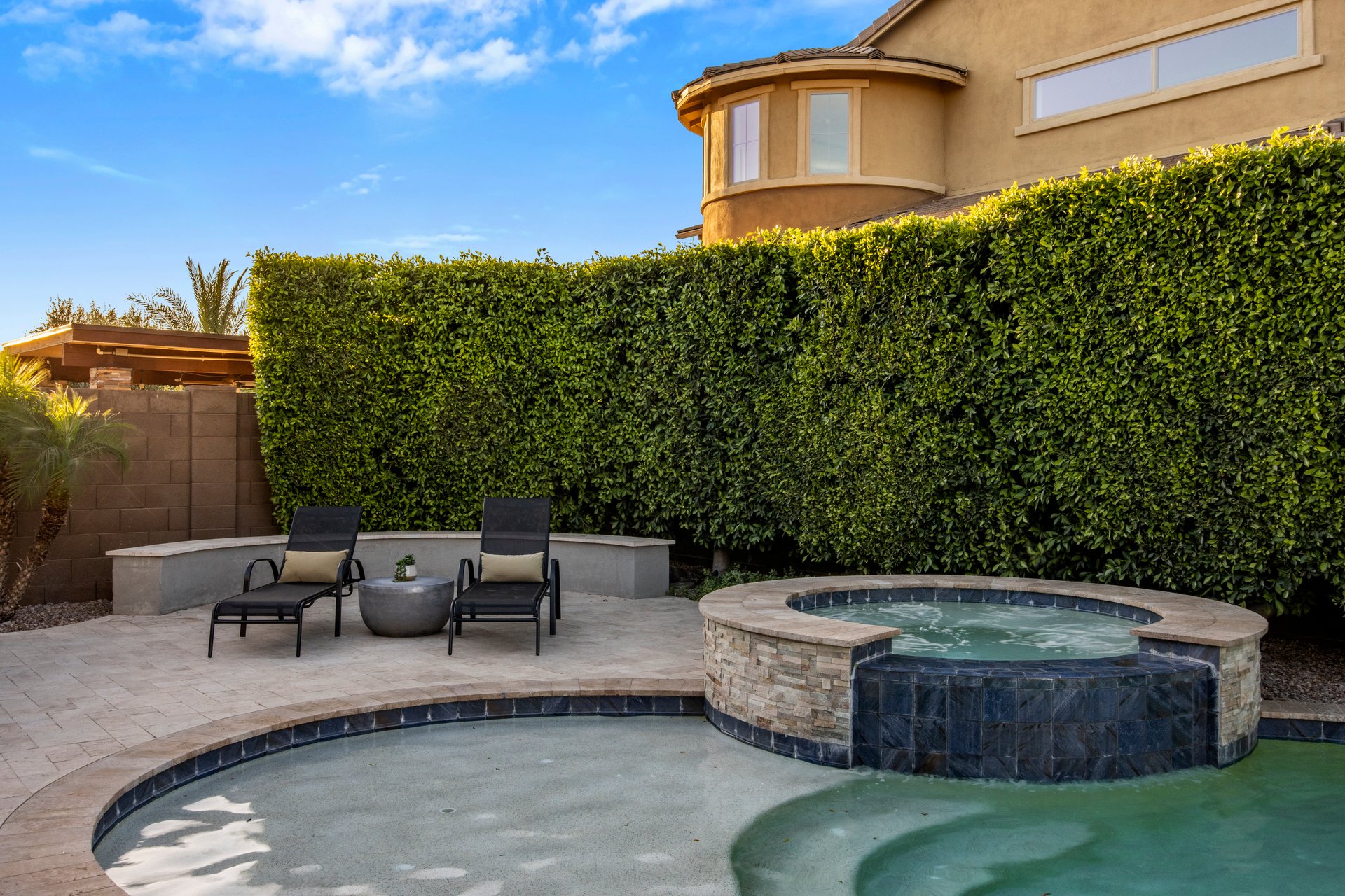 3020 E LOS GATOS Drive