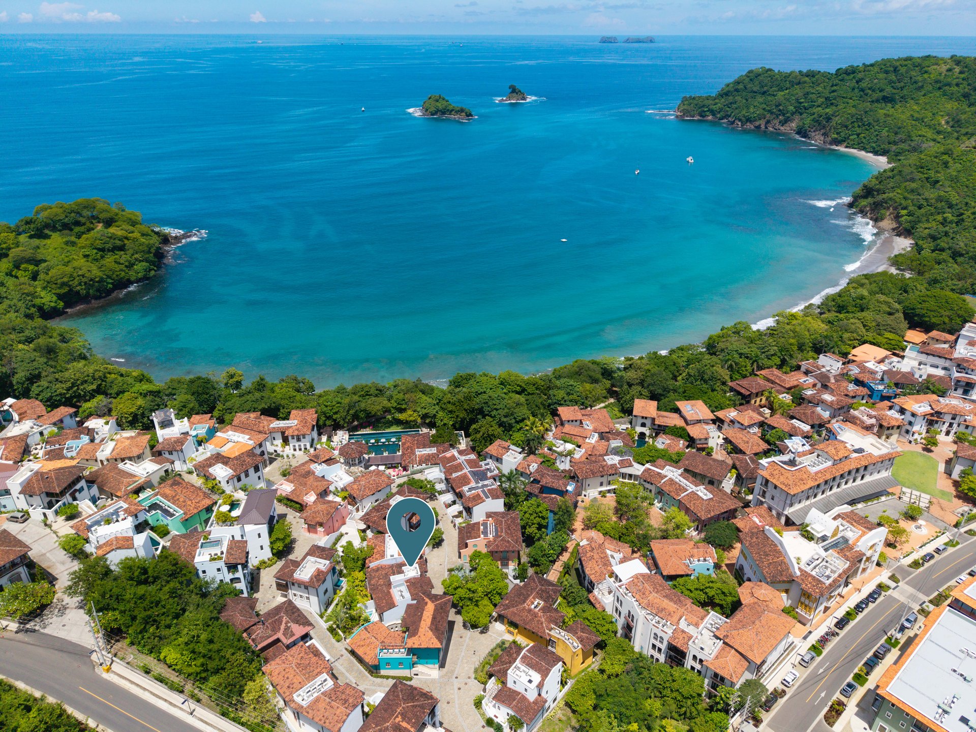 5 Calle Cartagena | This coastal retreat offers a perfect blend of comfort and convenience.