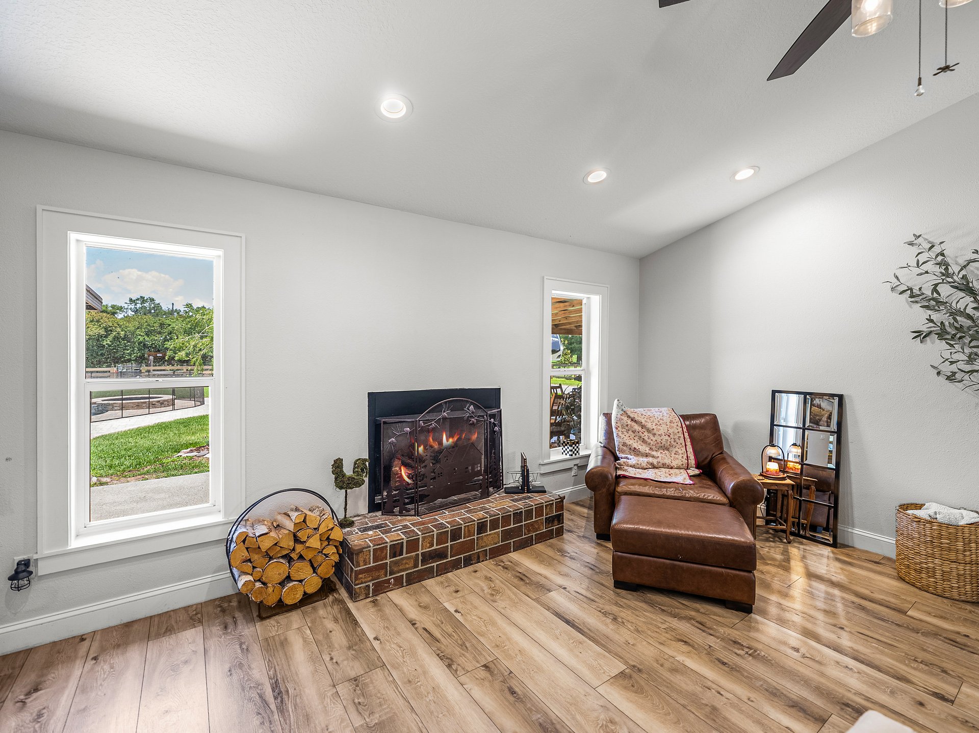 3412 ACE LN