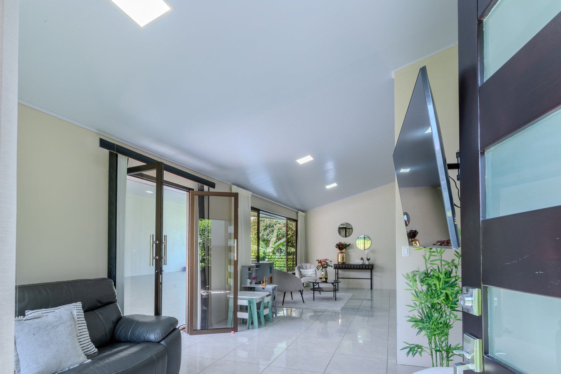 Spacius Home in Pérez Zeledón | 3 bedrooms, 3 Bathrooms 