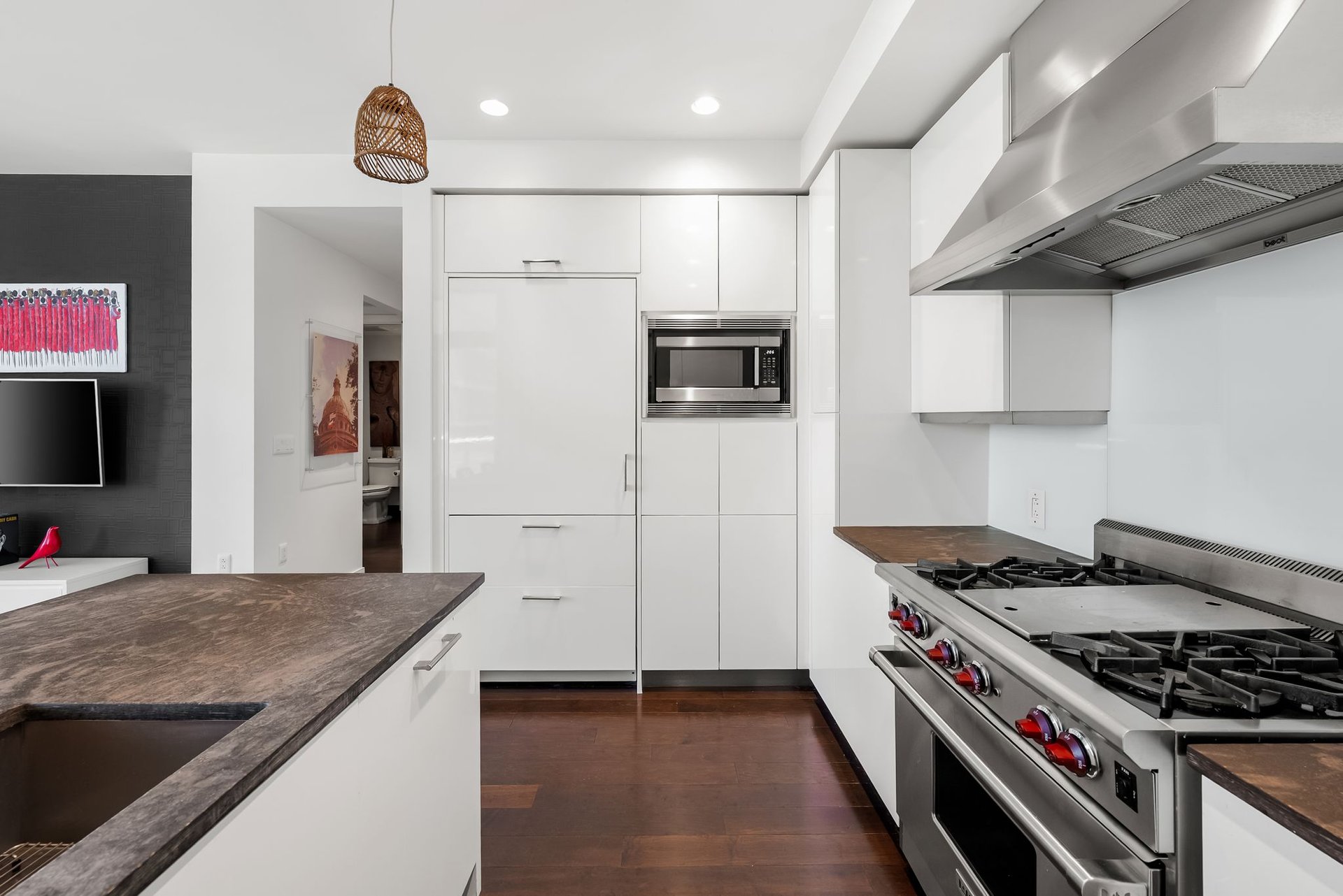 200 Congress Avenue #14C