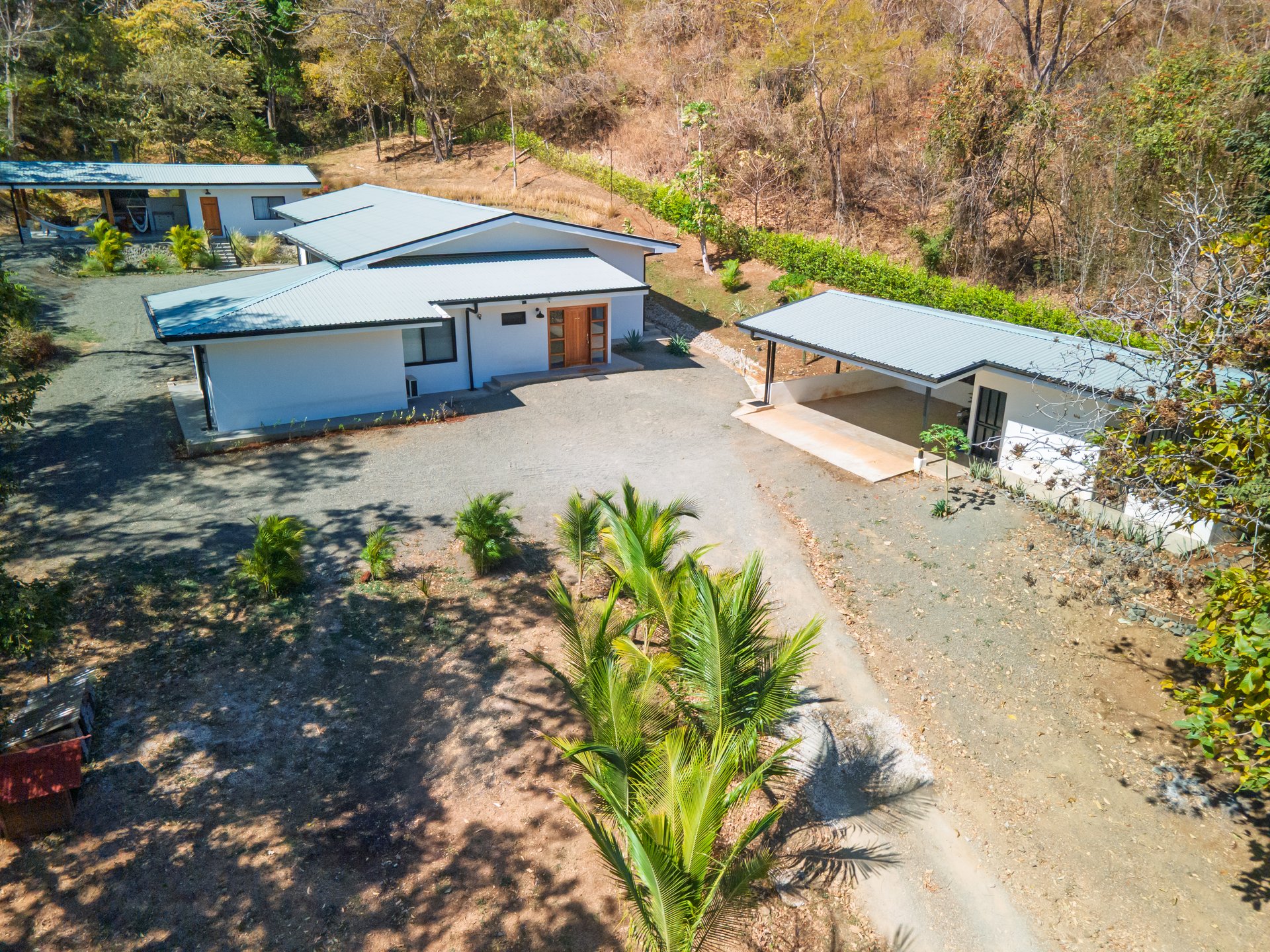 Casa Los Suenos | 4 Bedroom Home with Guest House near Tamarindo Costa Rica