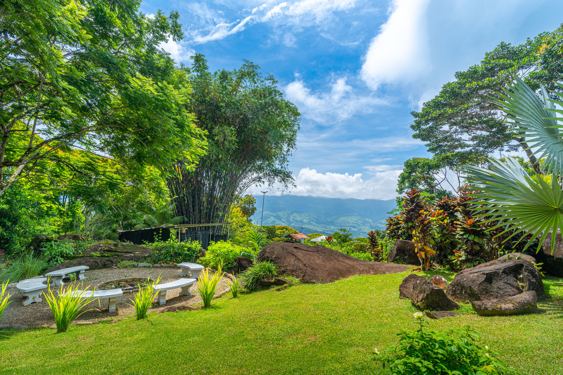 Sueños de Mariposa – A Boutique Paradise in the Hills of Lagunas.  Stunning Views!