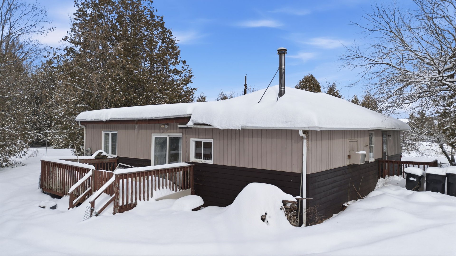 8511 Small Lane, Loretto