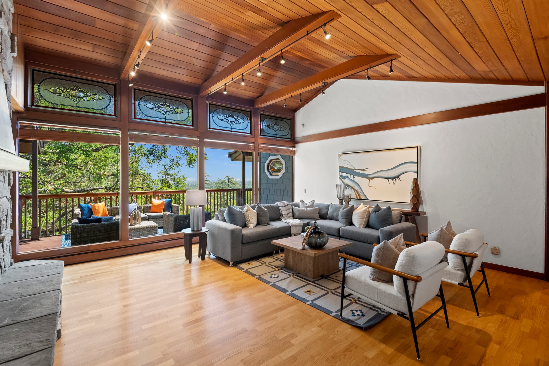 21100 Saratoga Hills Rd