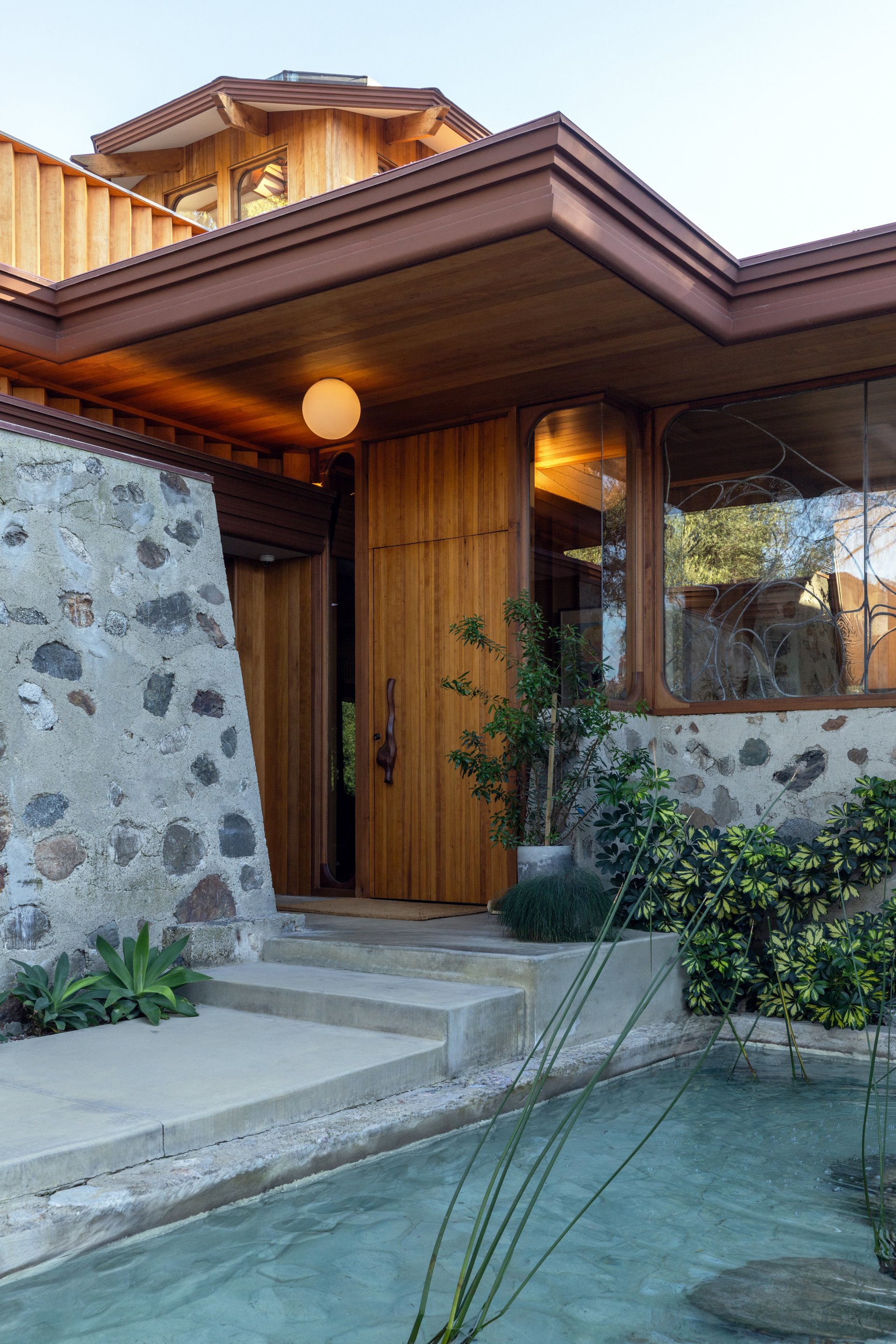 126 Summit Road