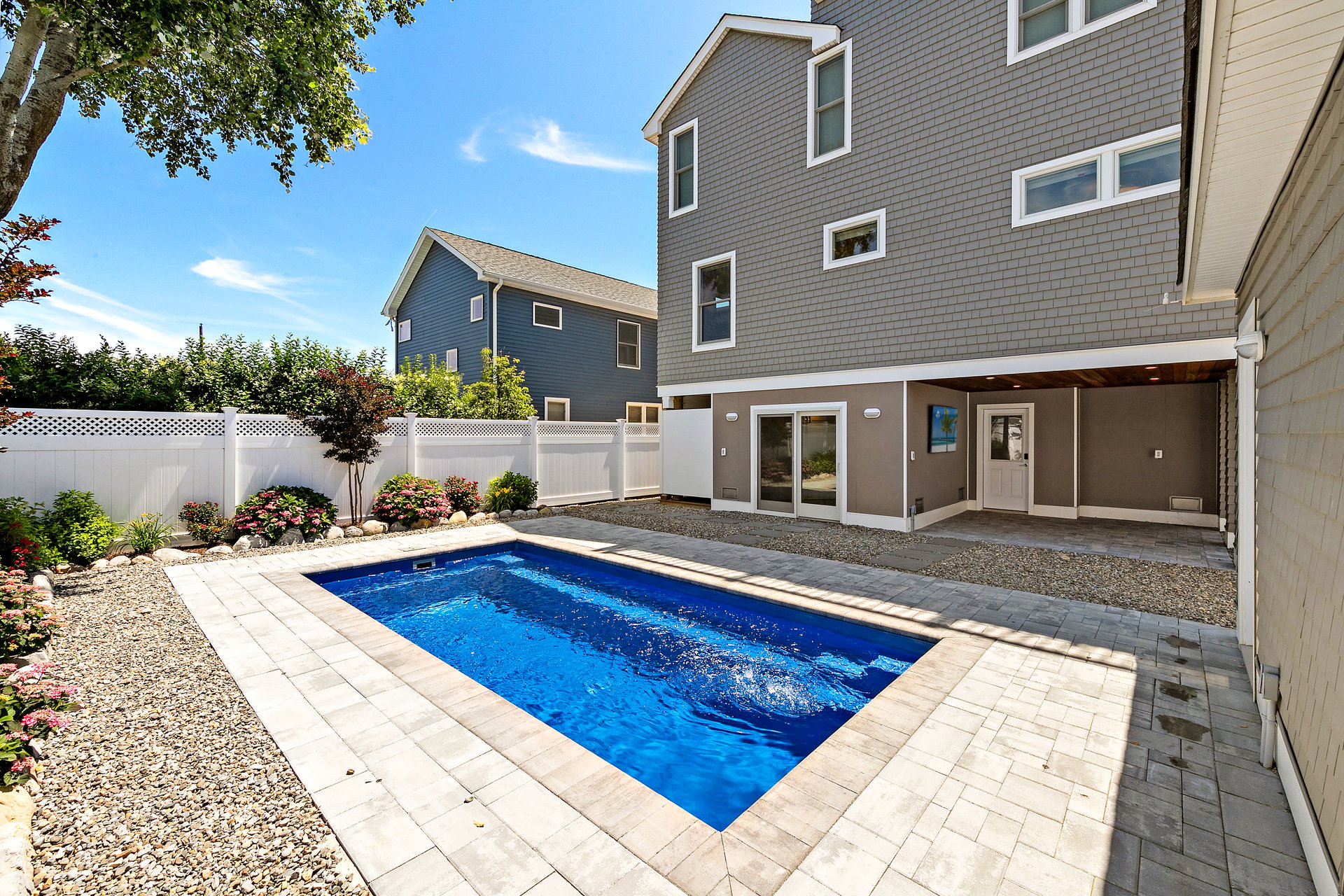 1110 S Beach Avenue, Beach Haven
