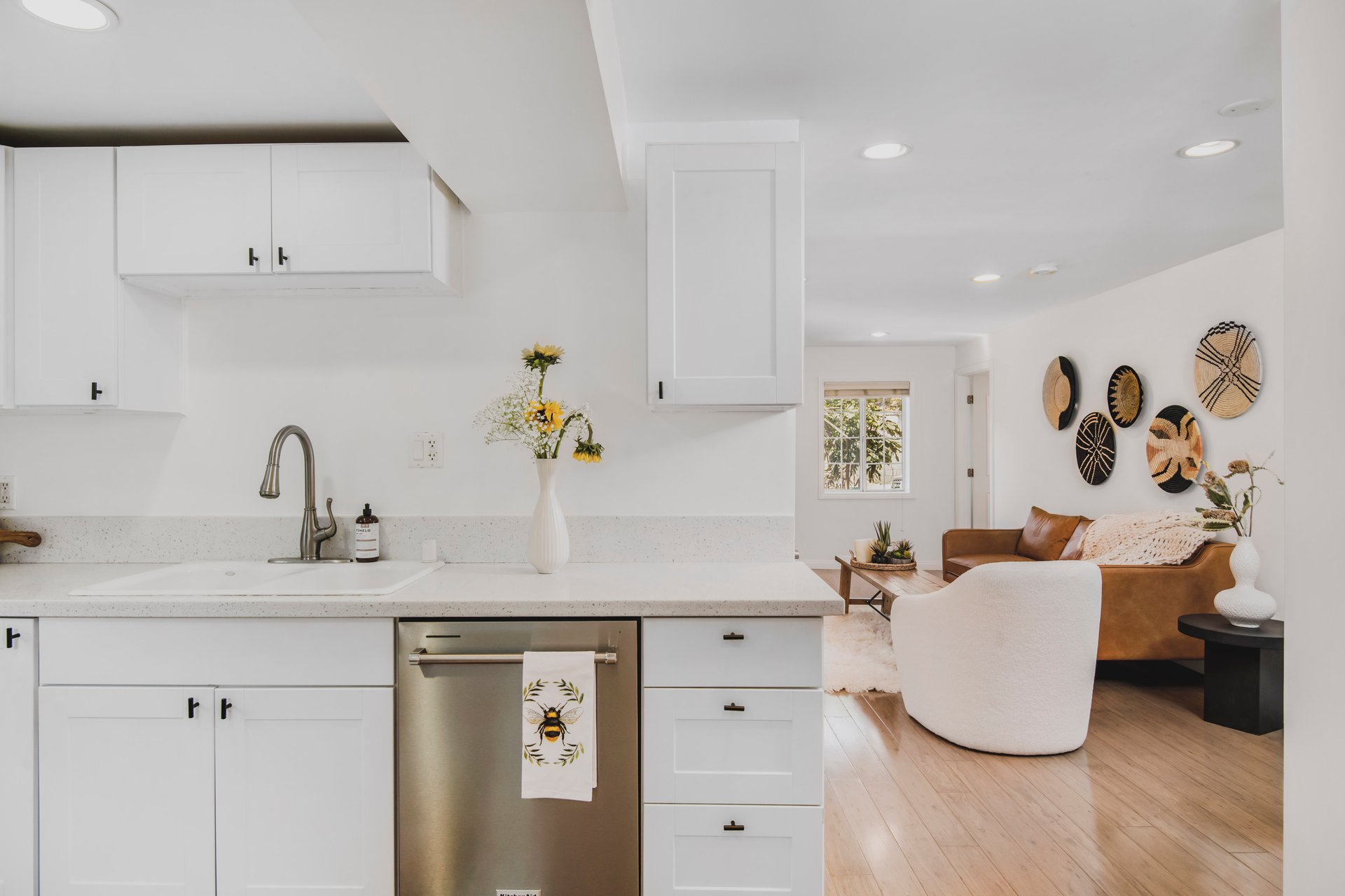 904 Farnam St, Highland Park