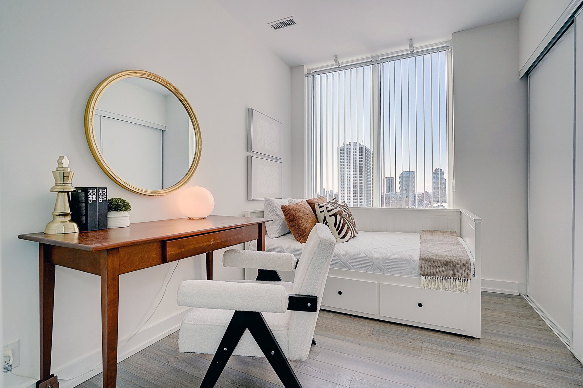 SOLD: Boutique Condominium