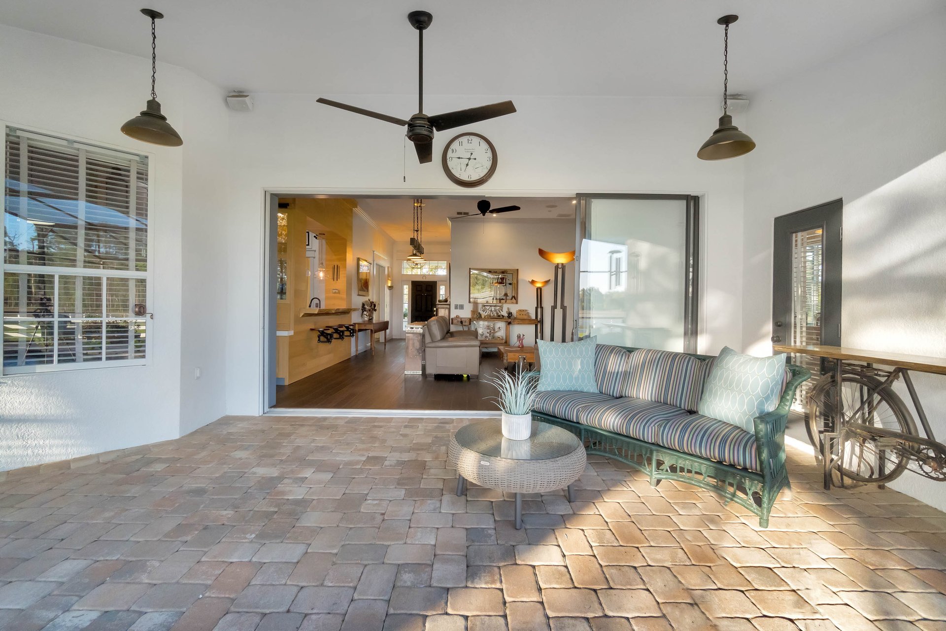 10929 Arrowtree Boulevard