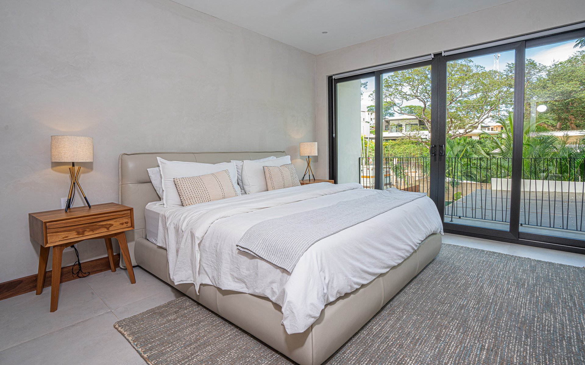 Casa Ko | Tropical Modern 4BR Retreat in Tamarindo with Exclusive Beach Club Membership