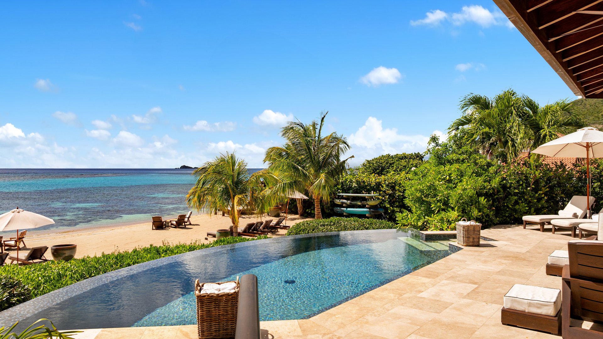 Aquamare Beachfront Villa