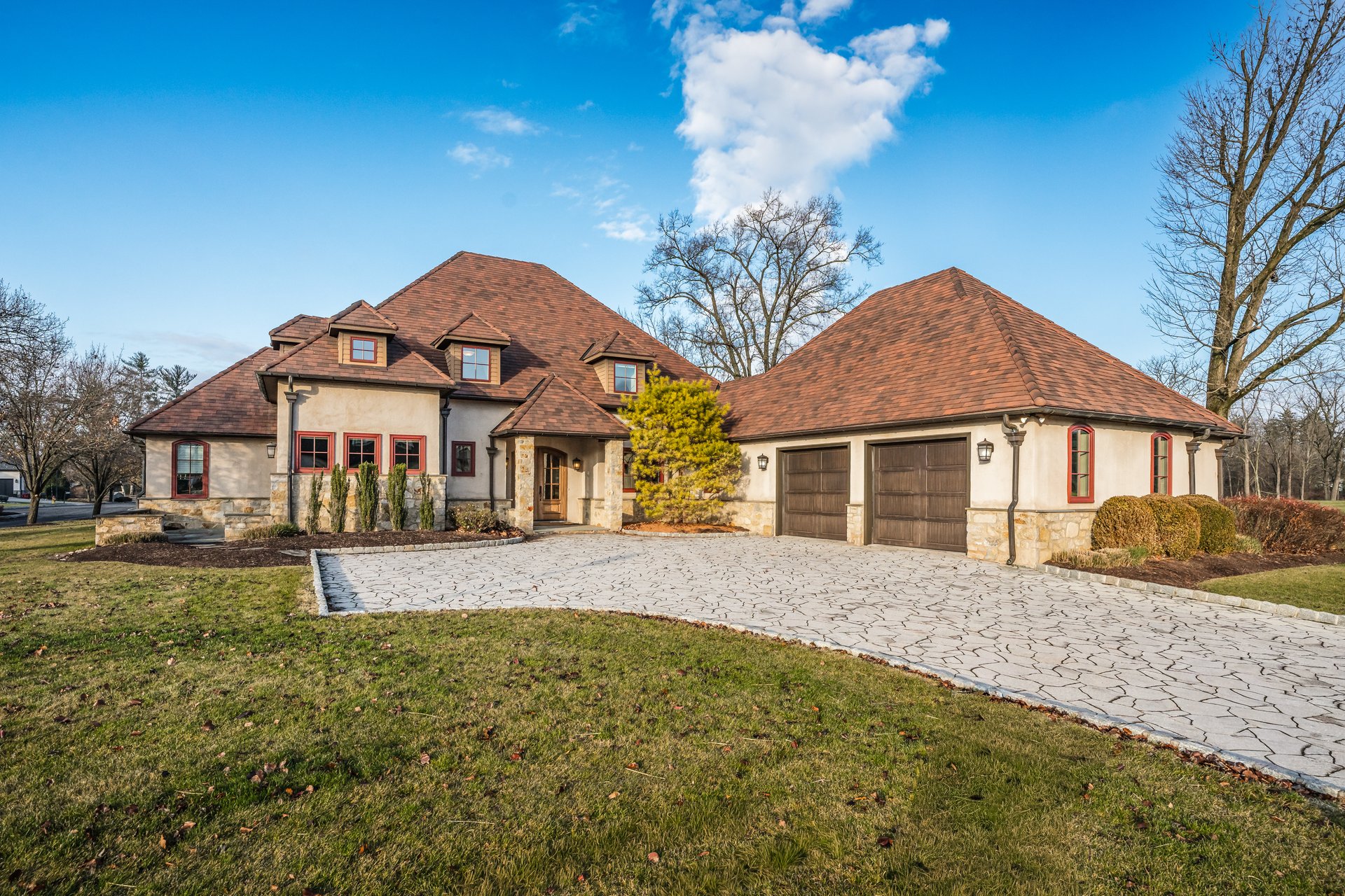 2687 Avenue Du Vlg