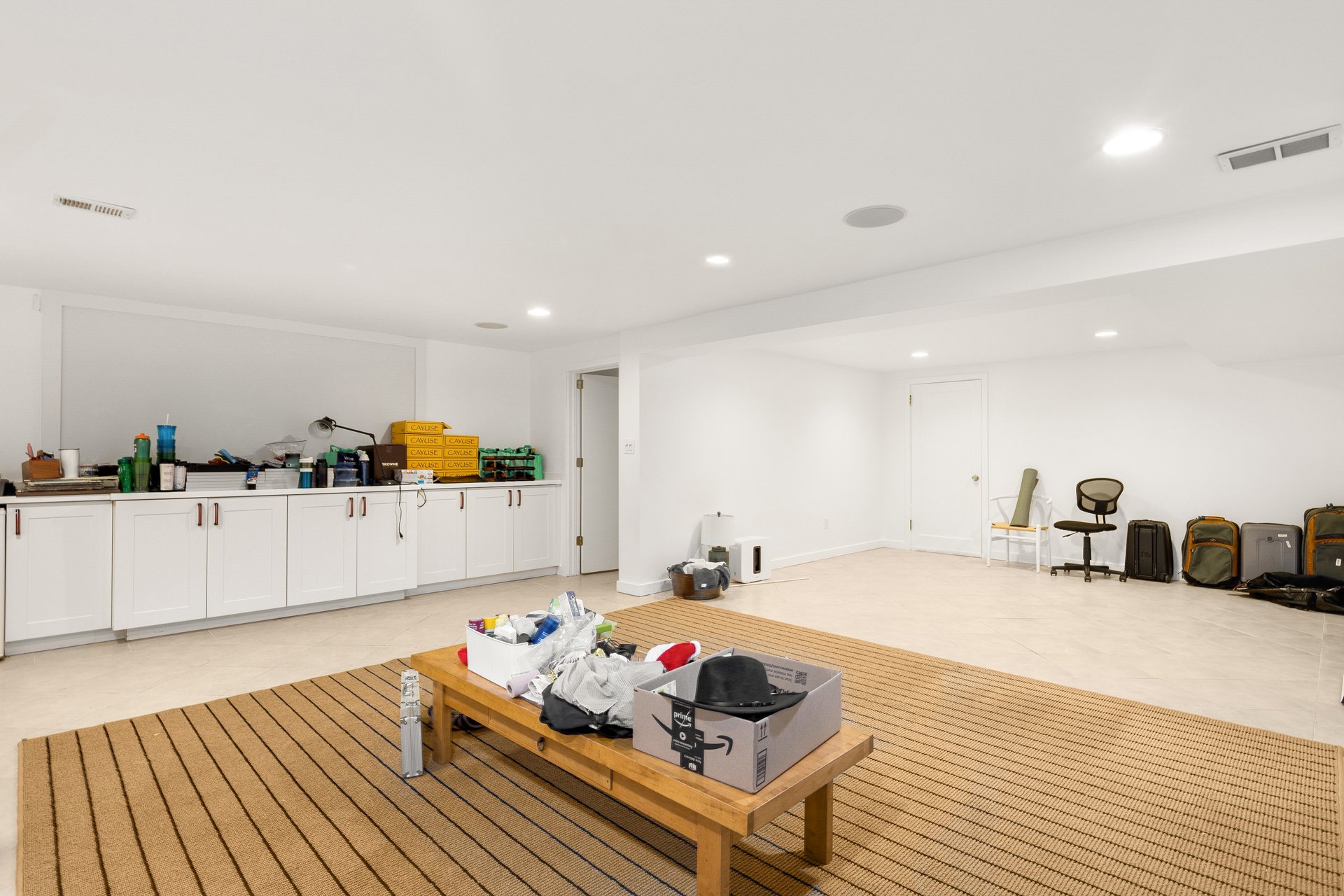 169 Lake Avenue W