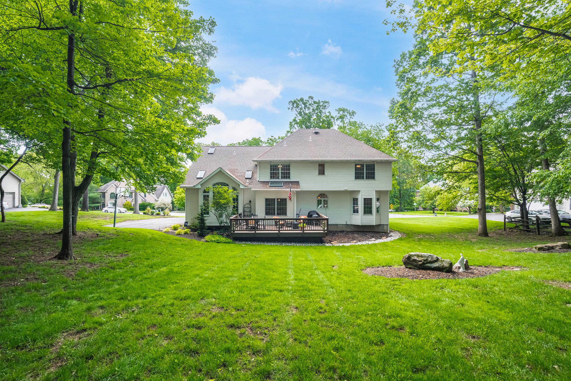 1597 Woodfield Drive