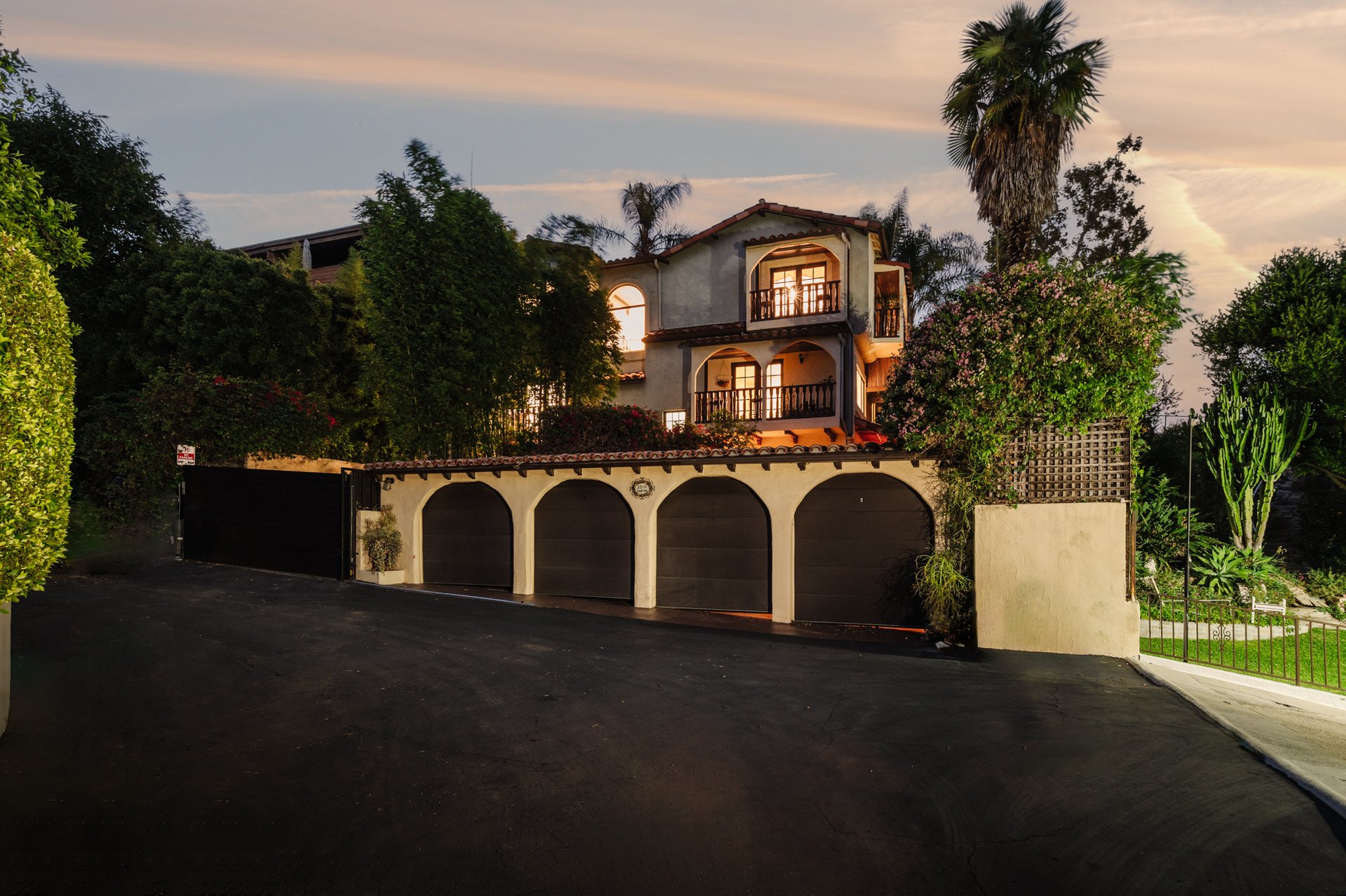 3247 Bennett Dr