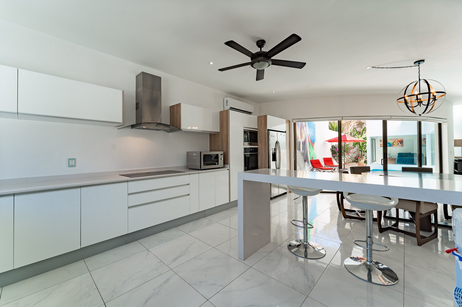5 bedrooms, Single Family Homes, Villa de Caballos