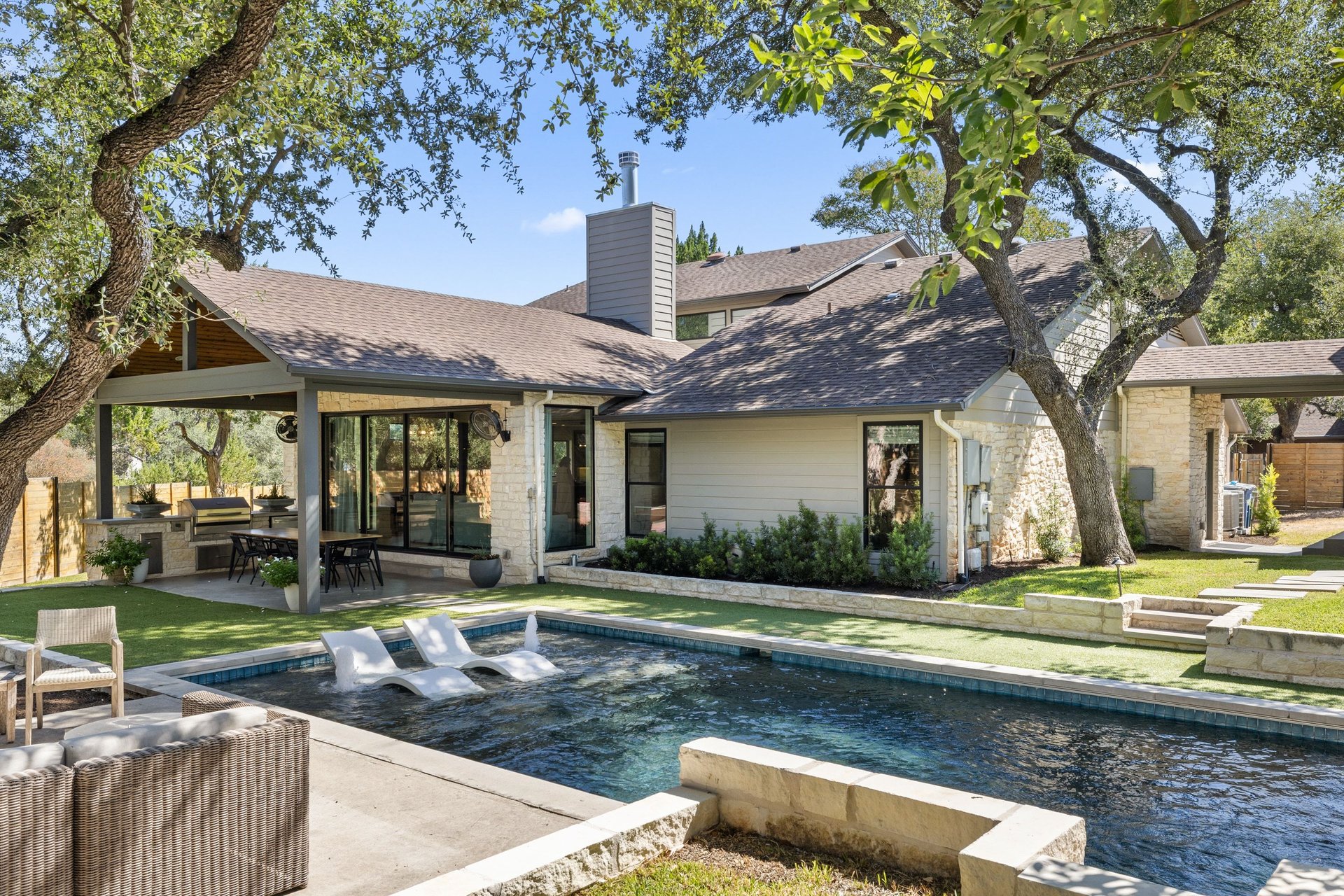 1500 Surrey Hill Drive
