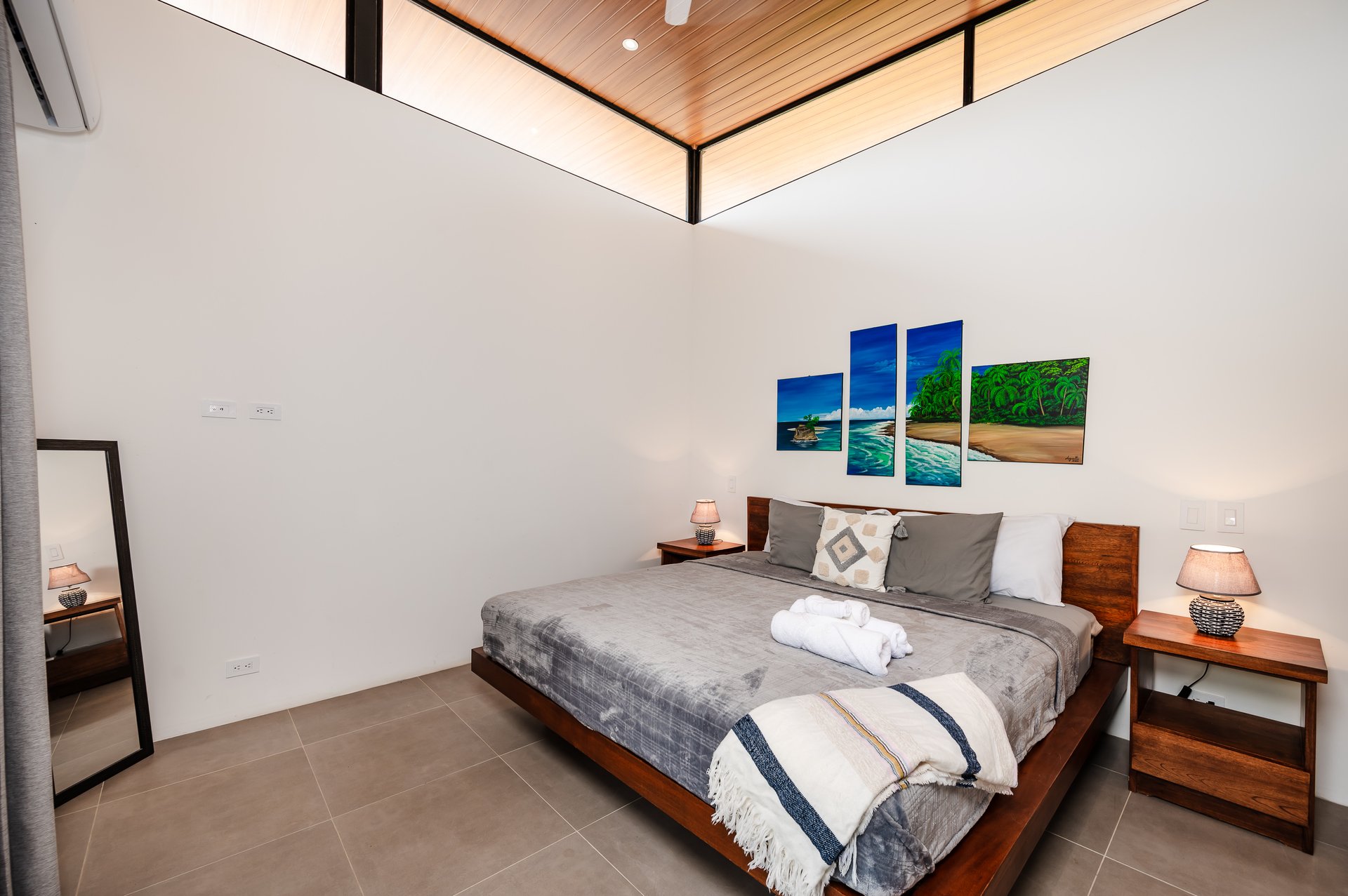 V-Kaza Oriol | Exclusive Modern 2-Bedroom Villa Steps from Playa Conchal