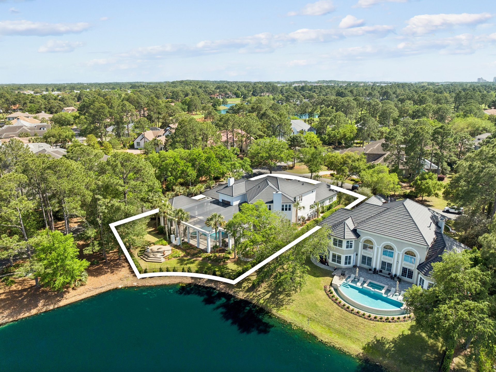 An Elevated Retreat Within Sandestin’s Island Green