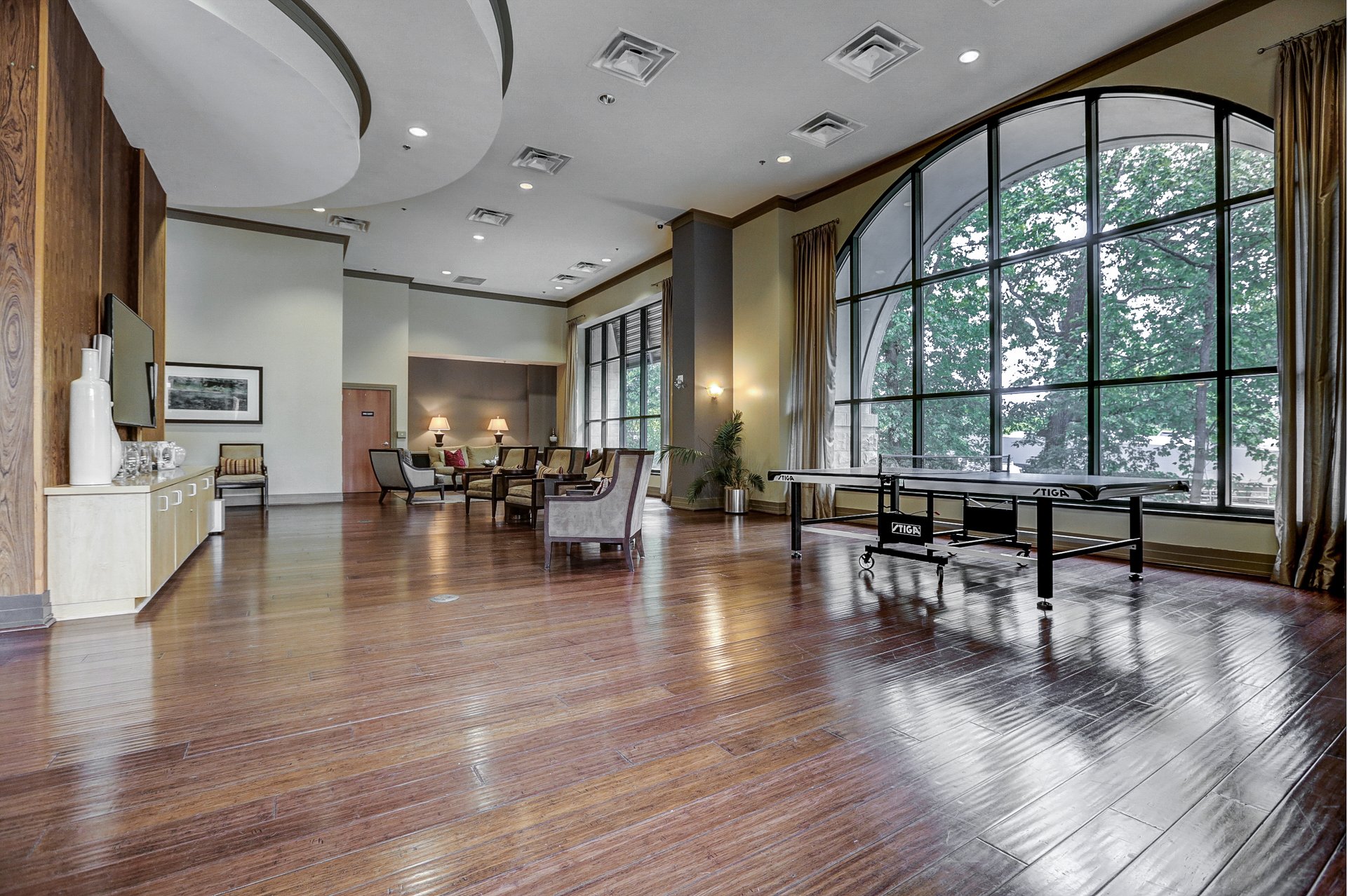 3040 Peachtree Road Unit 1003