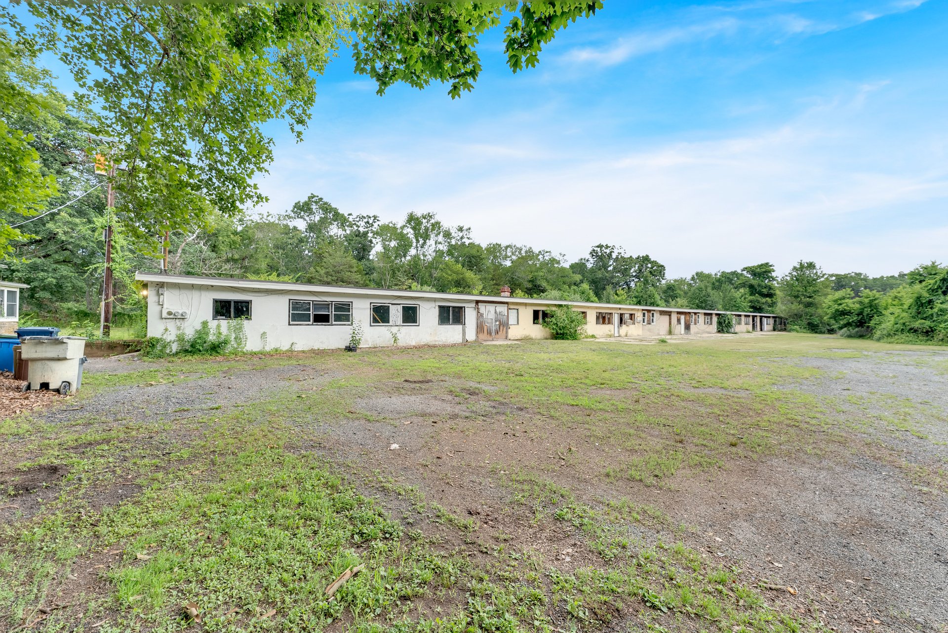 3042 S BLACK HORSE PK