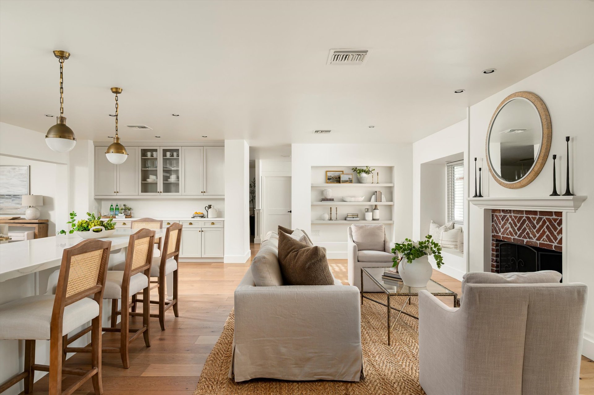 3131 N 53RD Place