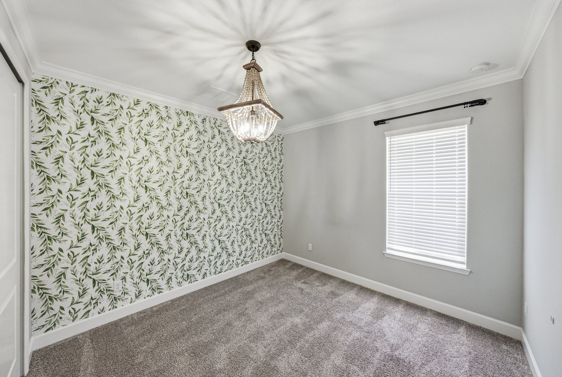 6883 BRADBURY CIR