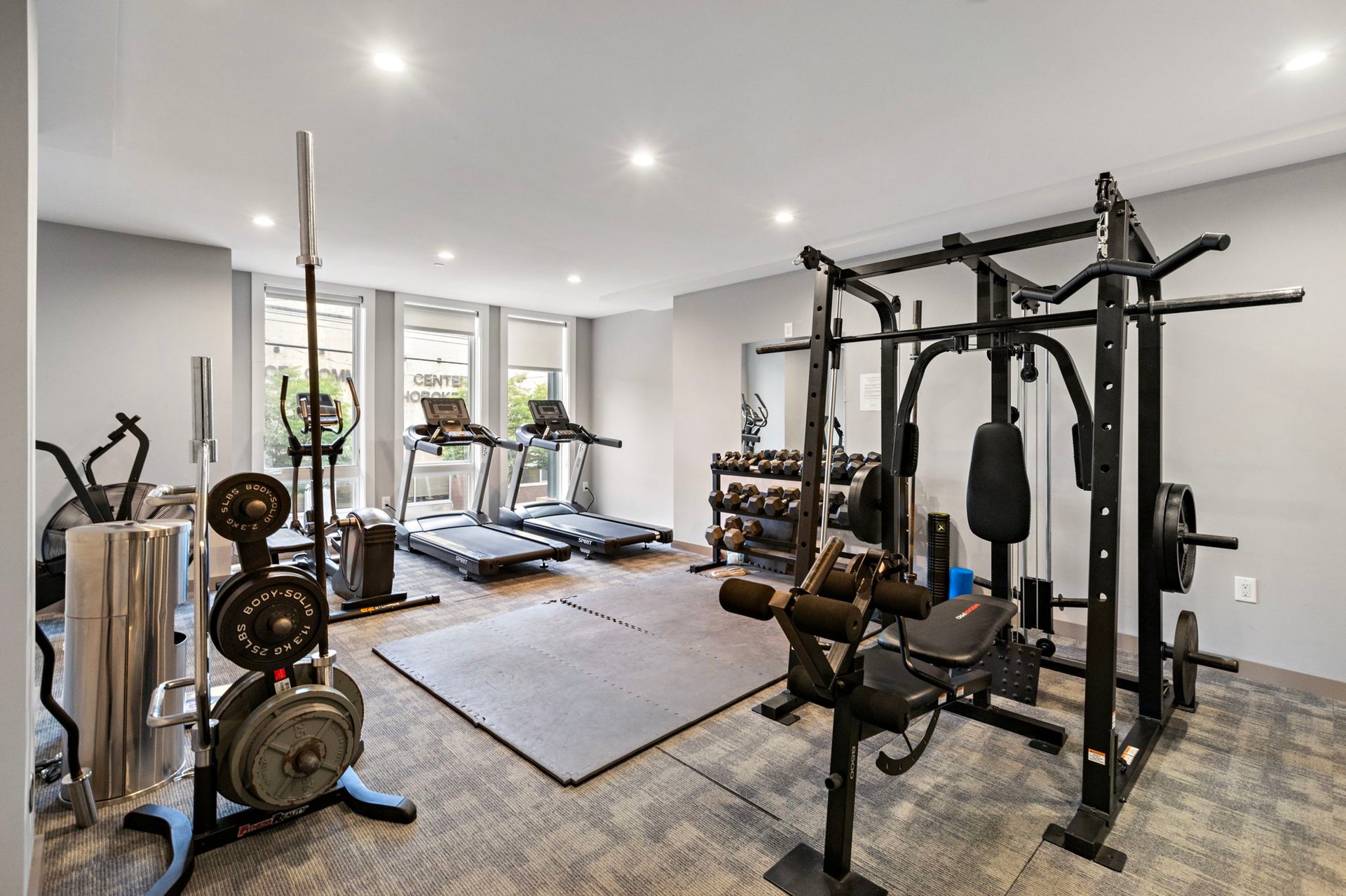 115 Grand St 405