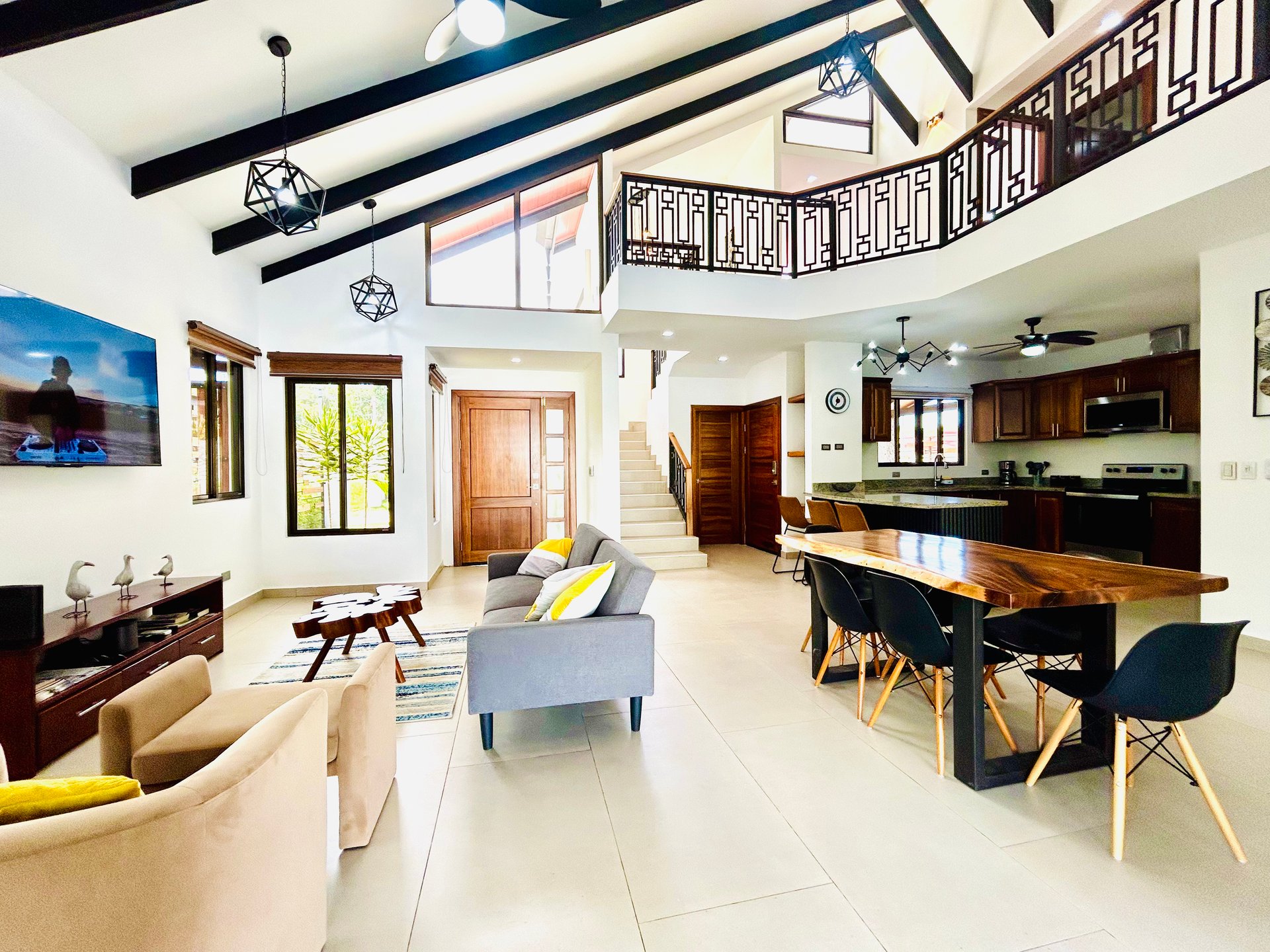 Tropical Modern Living Near Uvita – Stylish Pool Home with Privacy | Price Reduced