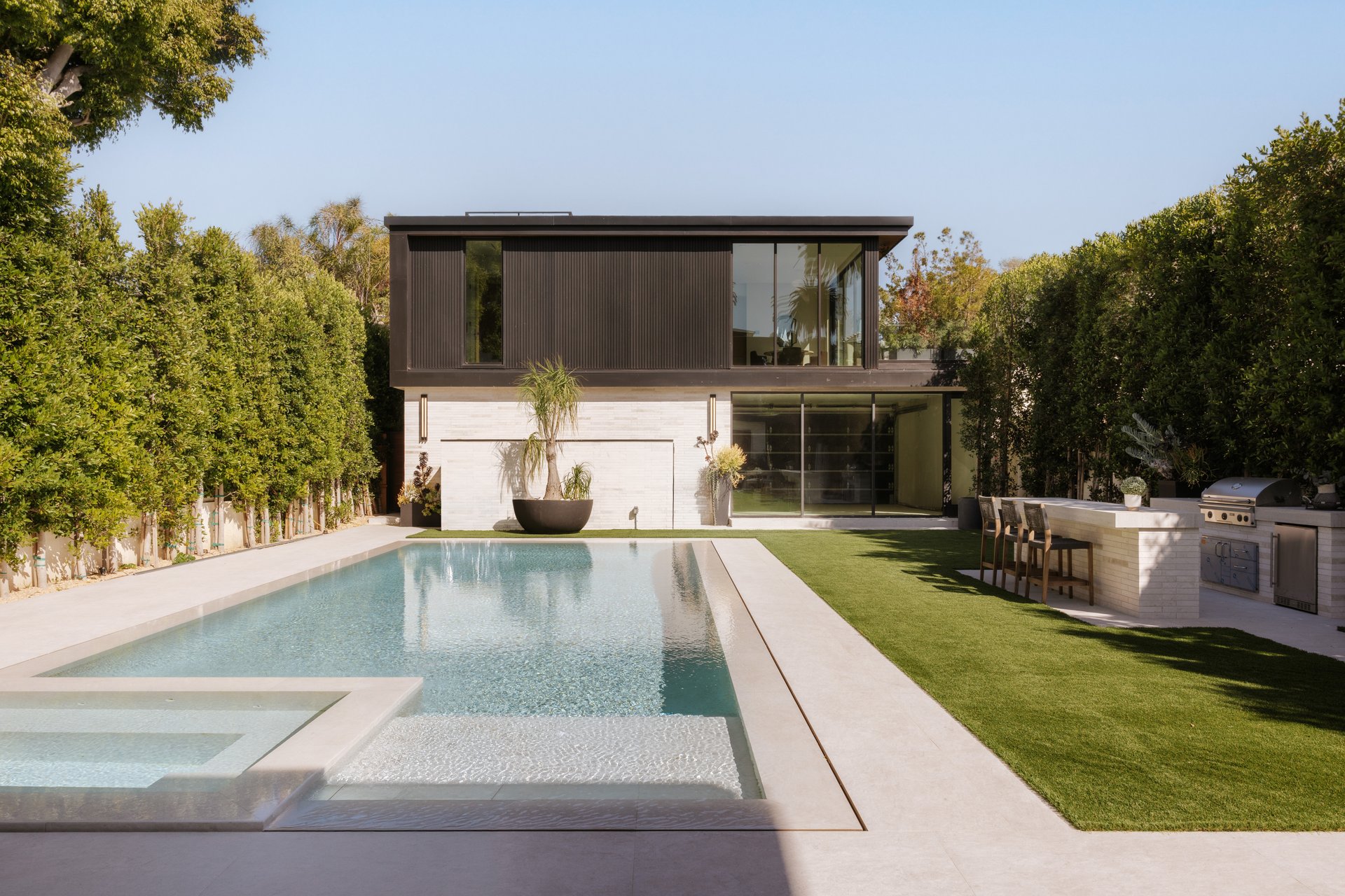 528 Marguerita Avenue