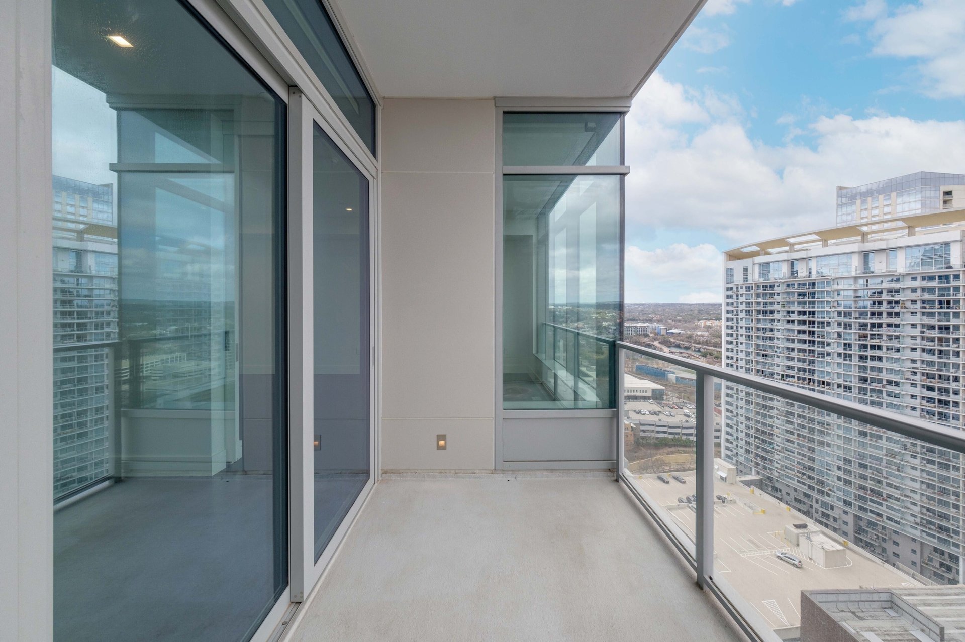 501 West Ave #2302