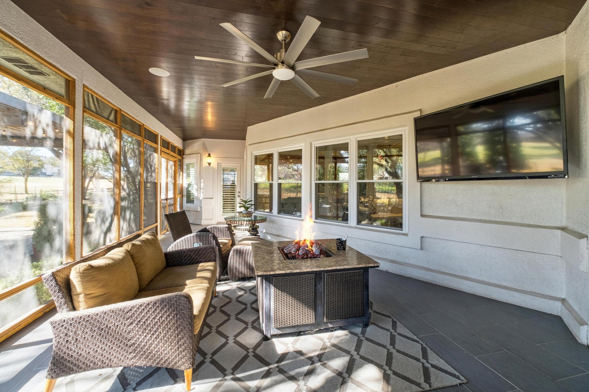 112 White Sands Drive