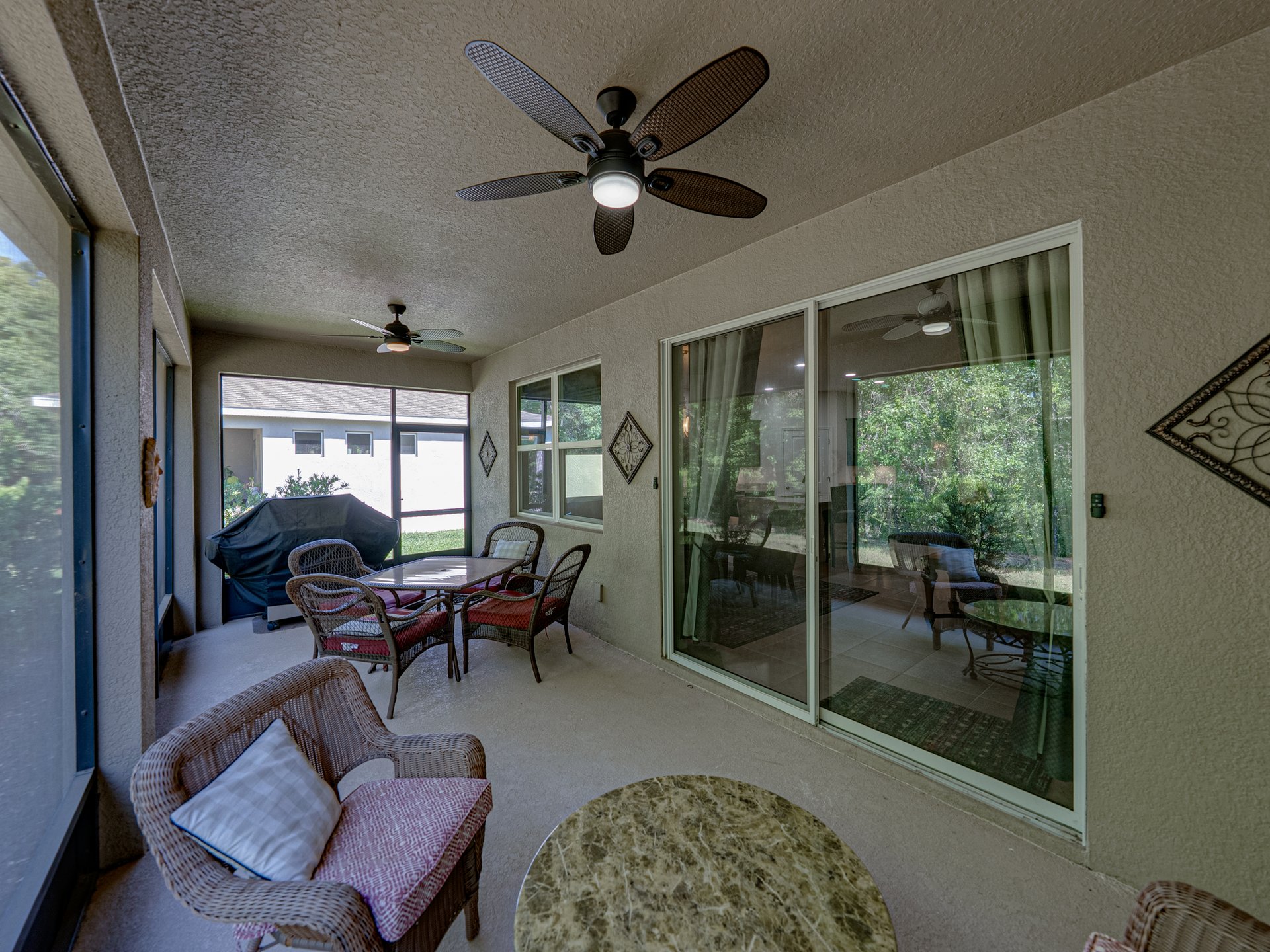 12669 EASTPOINTE DR