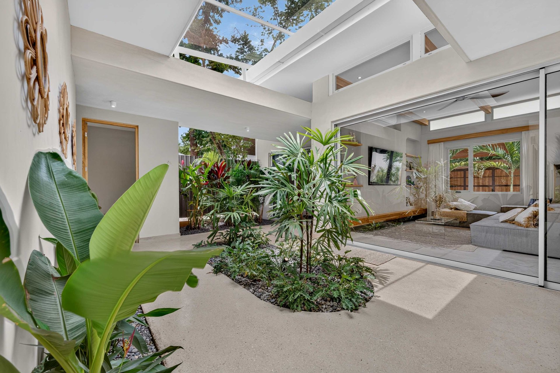 Casa Senderos | 4-Bedroom Tropical Home with Private Pool in Tamarindo